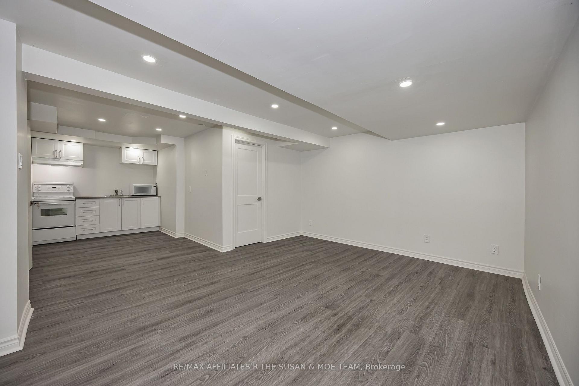 Photo 9 of 2131 Neepawa Avenue, Ottawa, Carlingwood — HOMEH