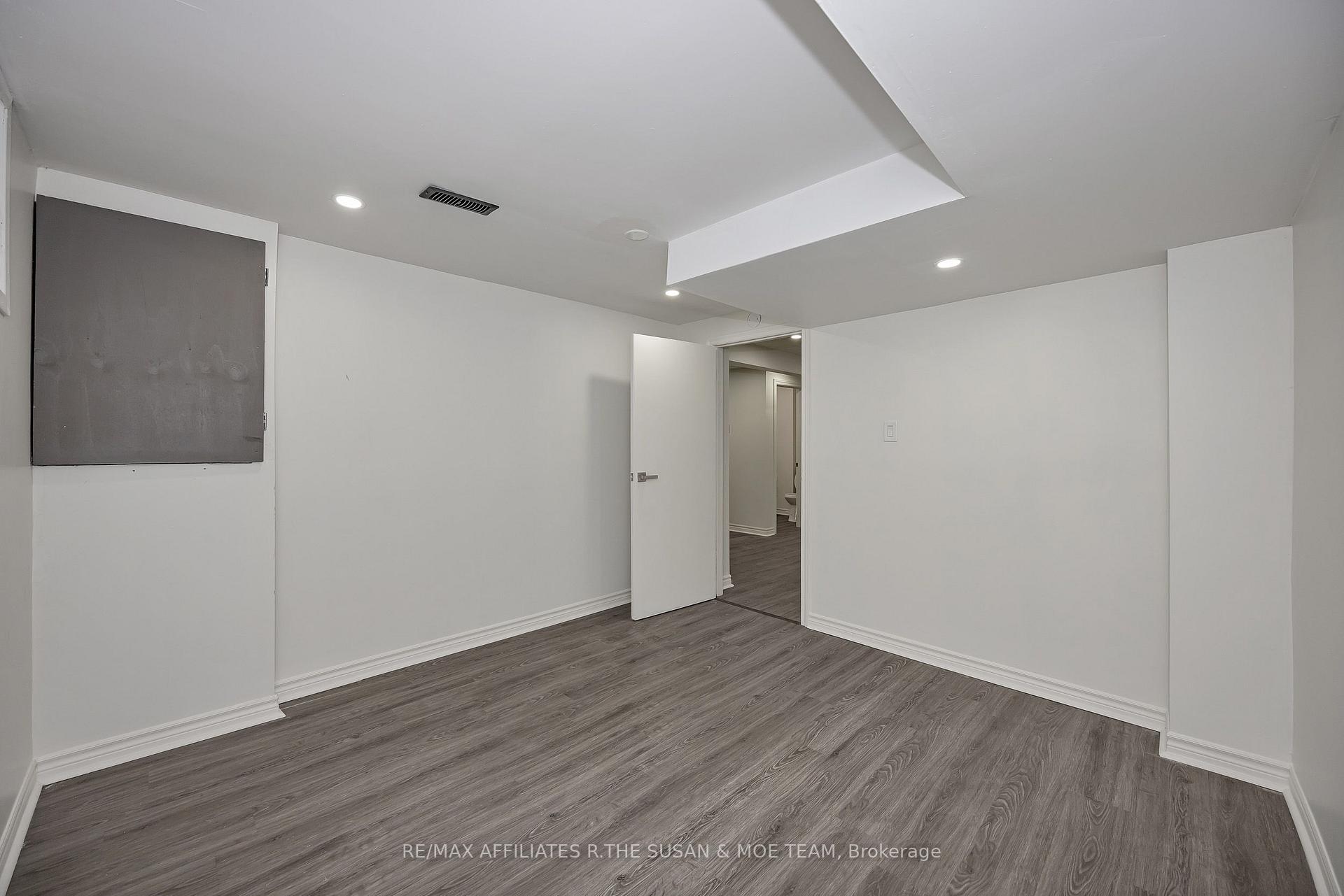 Photo 15 of 2131 Neepawa Avenue, Ottawa, Carlingwood — HOMEH