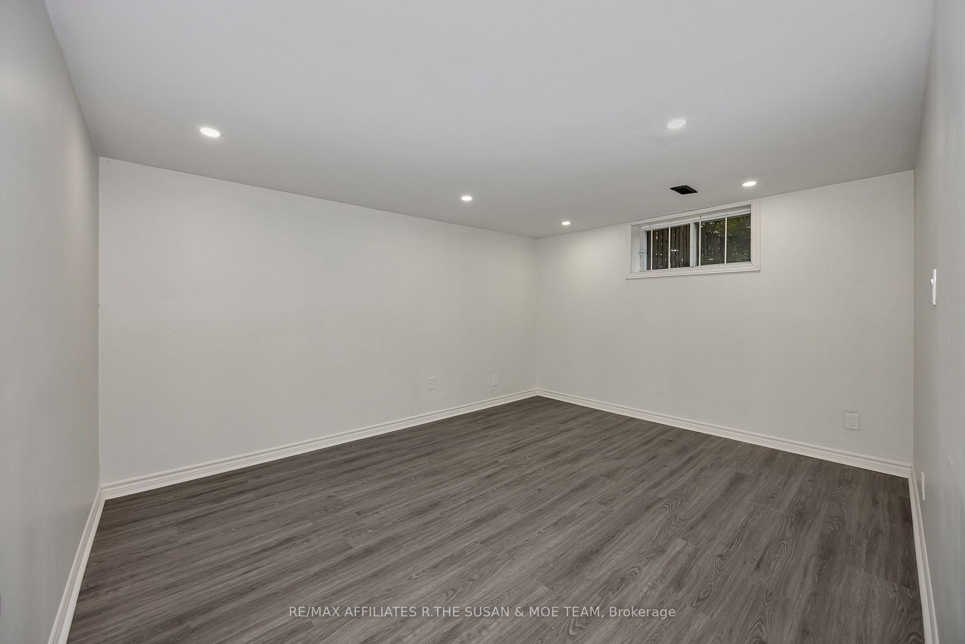 Photo 16 of 2131 Neepawa Avenue, Ottawa, Carlingwood — HOMEH