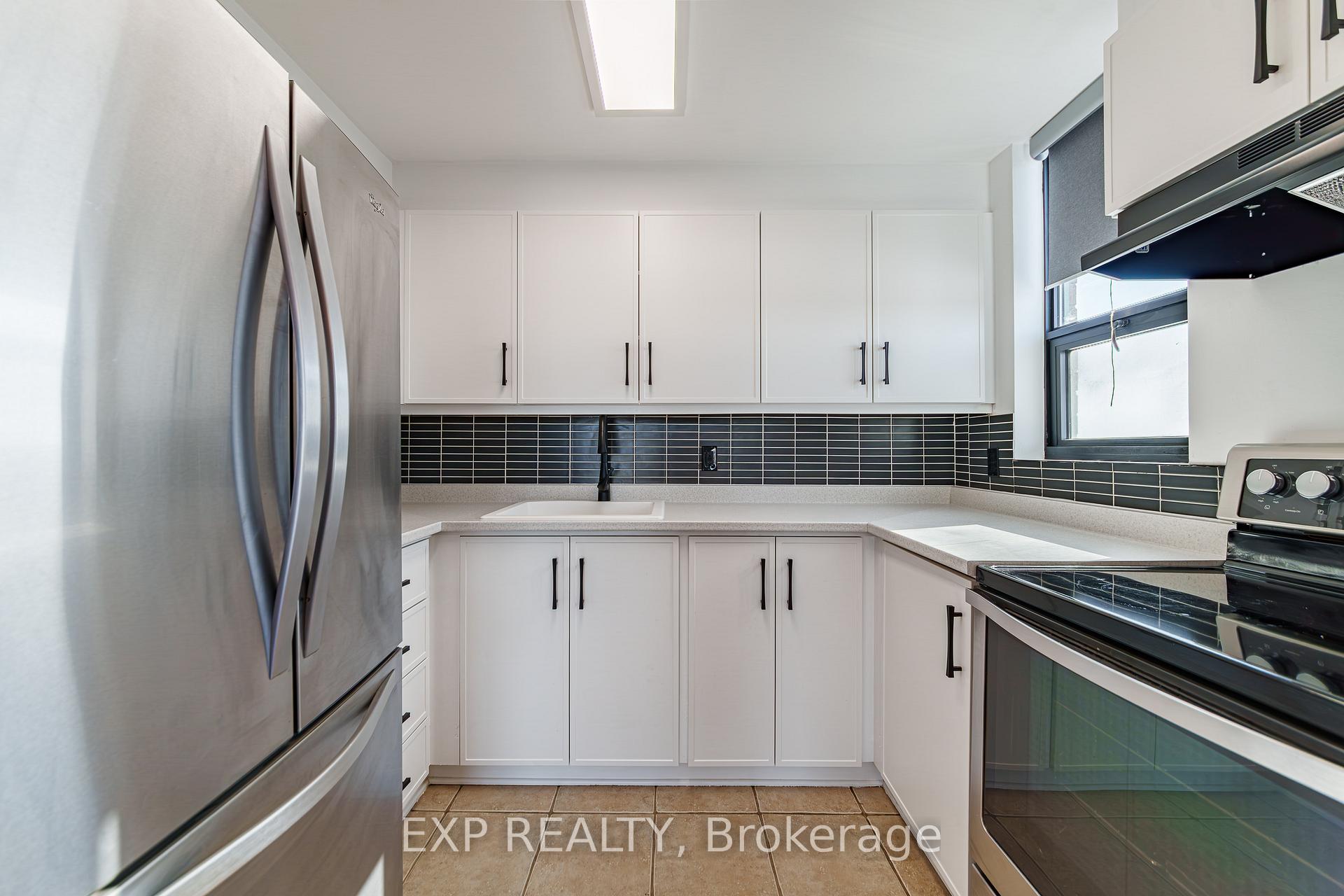 Photo 10 of Unit 1004, 1440 Heron Road, Ottawa, Heron Gate — HOMEH