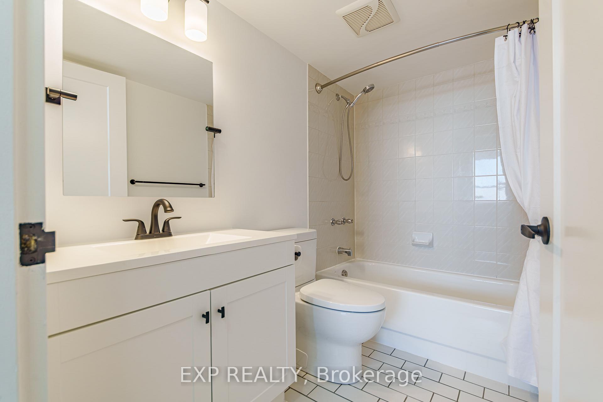 Photo 20 of Unit 1004, 1440 Heron Road, Ottawa, Heron Gate — HOMEH