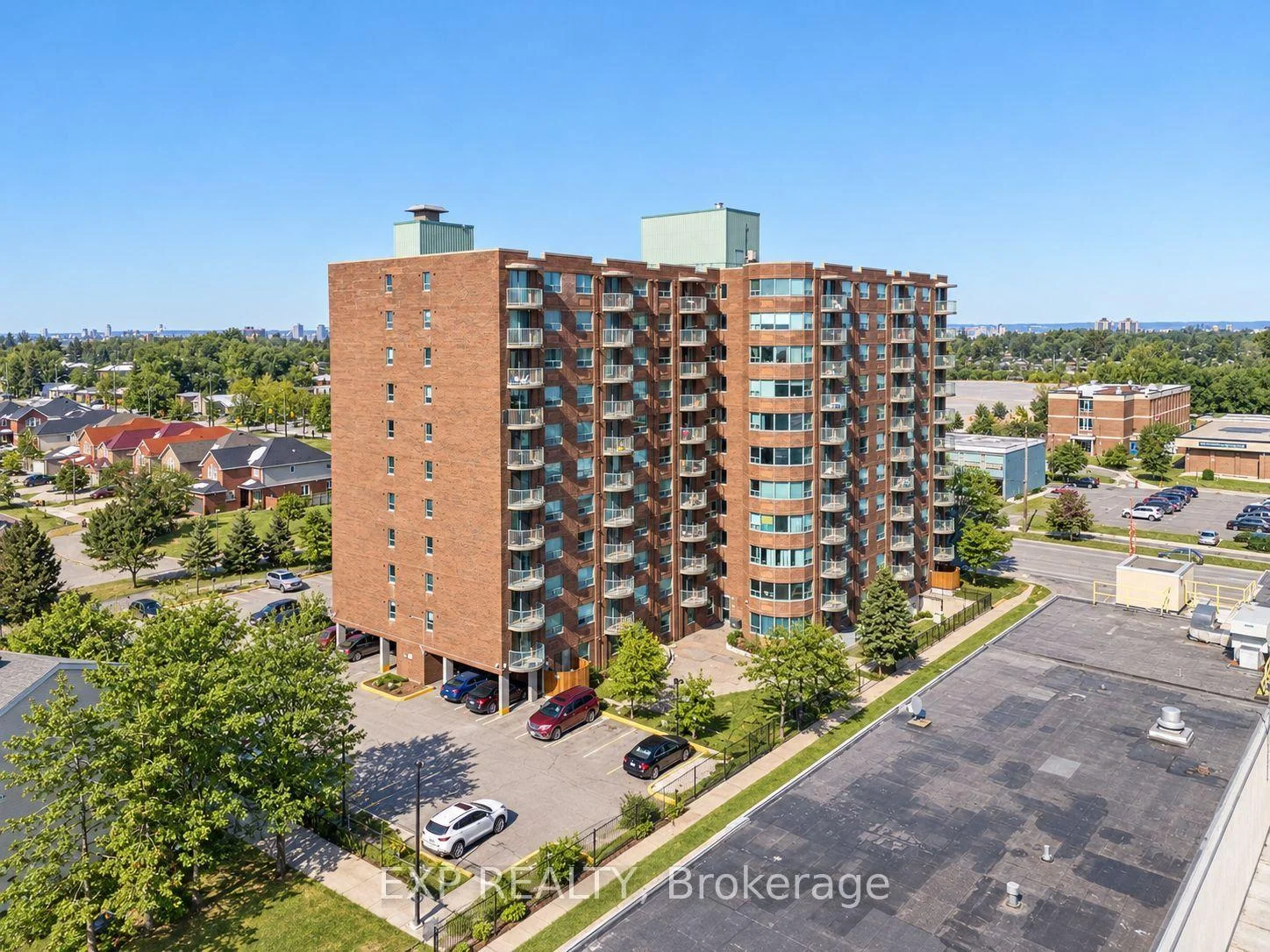 Photo of Unit 1004, 1440 Heron Road