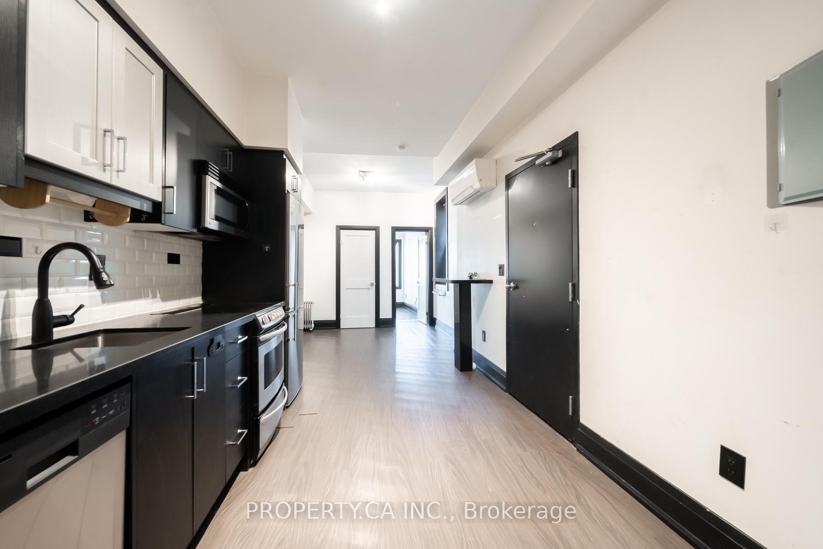 Photo 3 of Unit 3, 960 Queen Street W, Toronto, Trinity-Bellwoods — HOMEH