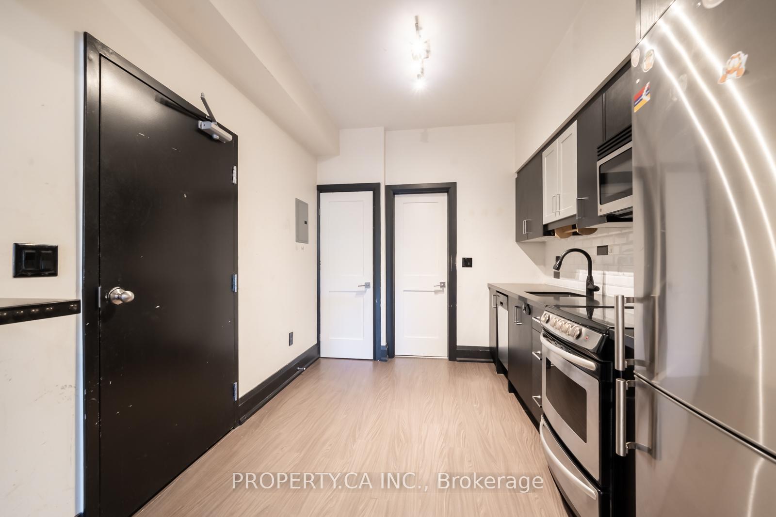 Photo 4 of Unit 3, 960 Queen Street W, Toronto, Trinity-Bellwoods — HOMEH