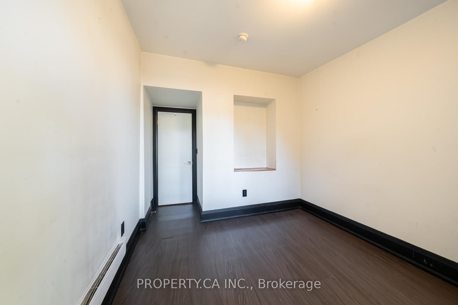 Photo 7 of Unit 3, 960 Queen Street W, Toronto, Trinity-Bellwoods — HOMEH