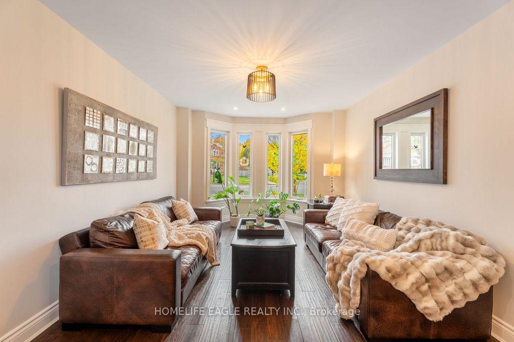 Photo 4 of 255 Savage Road, Newmarket, Armitage — HOMEH