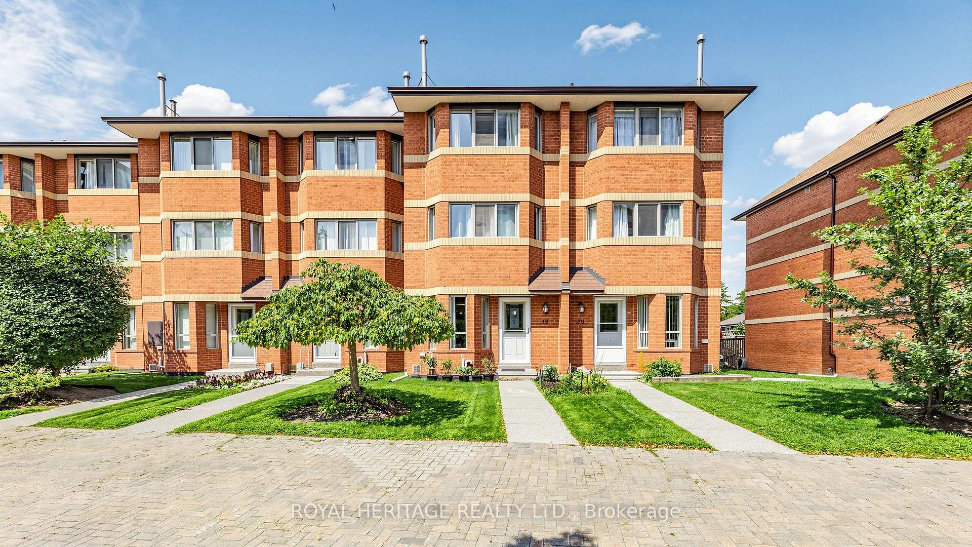 Photo of Unit Th 19, 2472 Eglinton Avenue