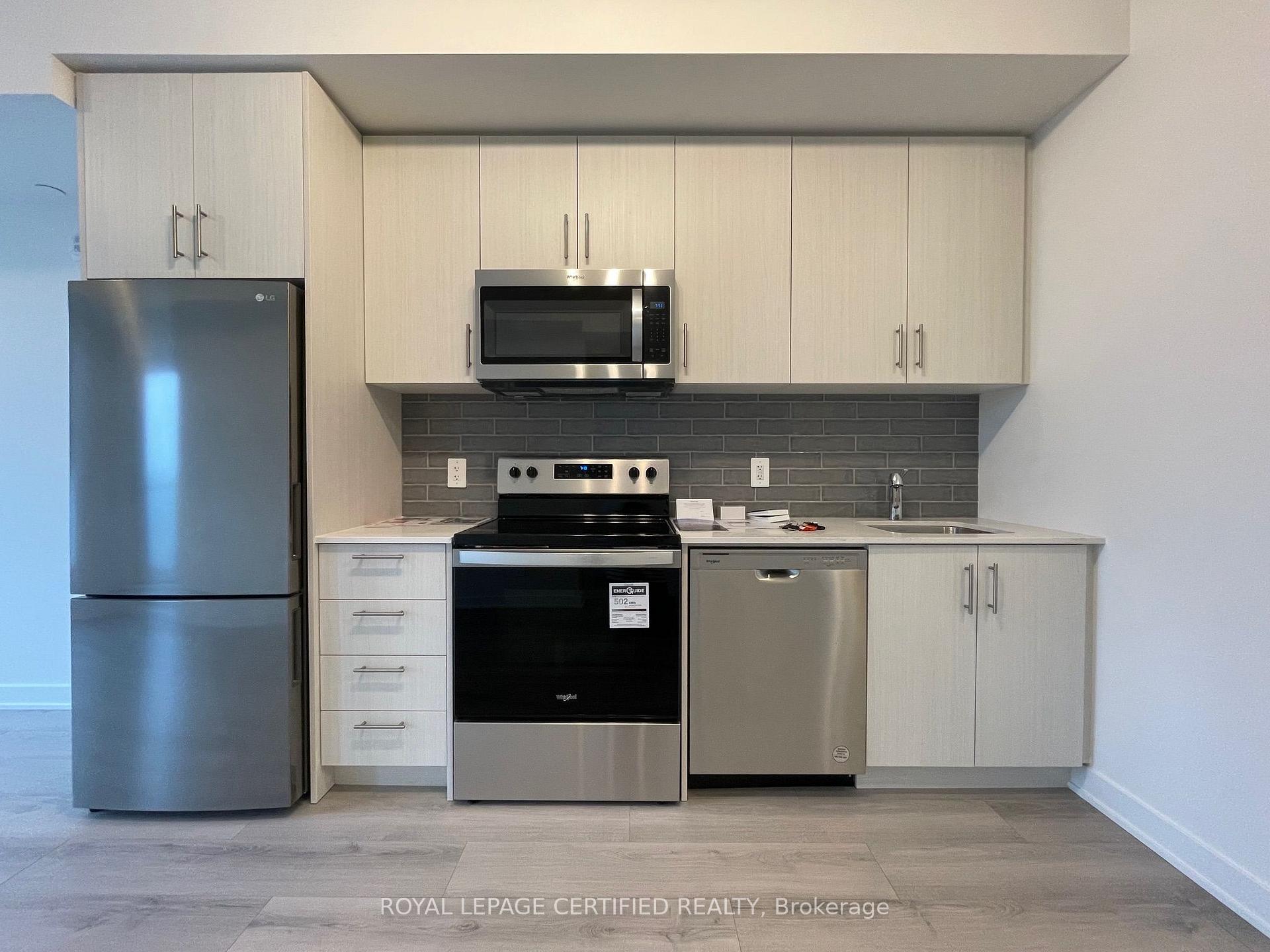 Photo 4 of Unit 611, 1440 Clarriage Court, Milton, Ford — HOMEH