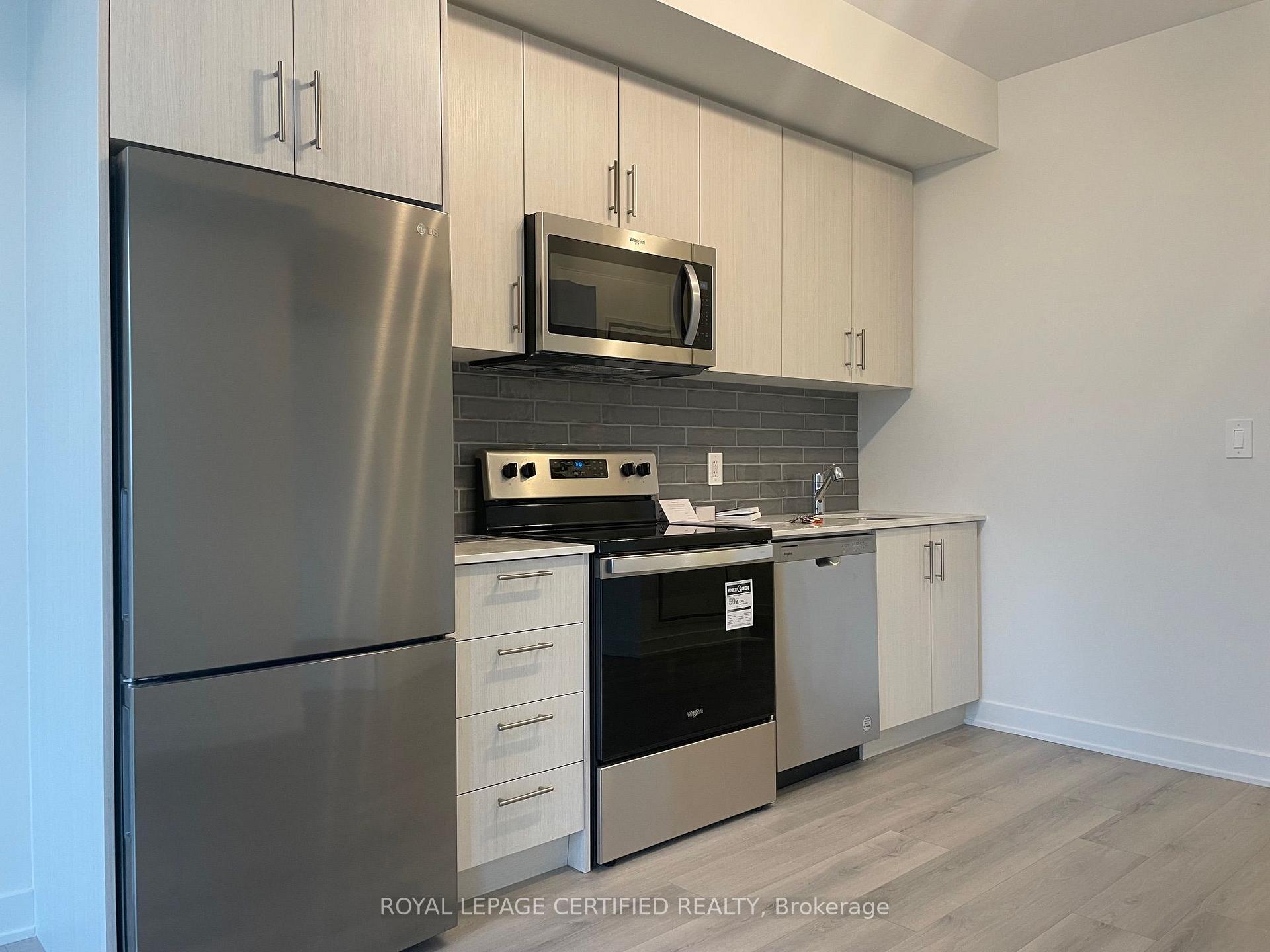 Photo 6 of Unit 611, 1440 Clarriage Court, Milton, Ford — HOMEH