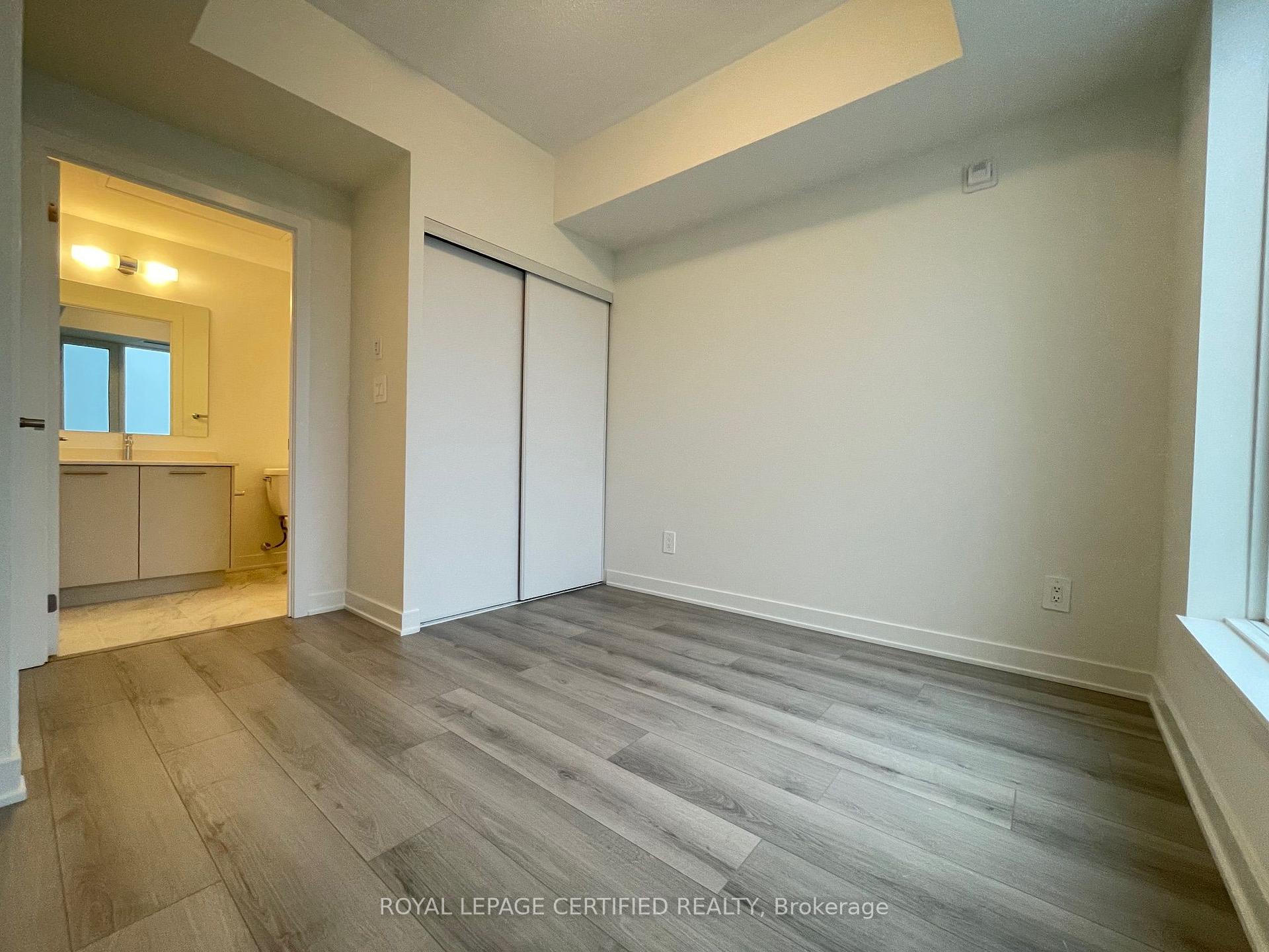 Photo 10 of Unit 611, 1440 Clarriage Court, Milton, Ford — HOMEH