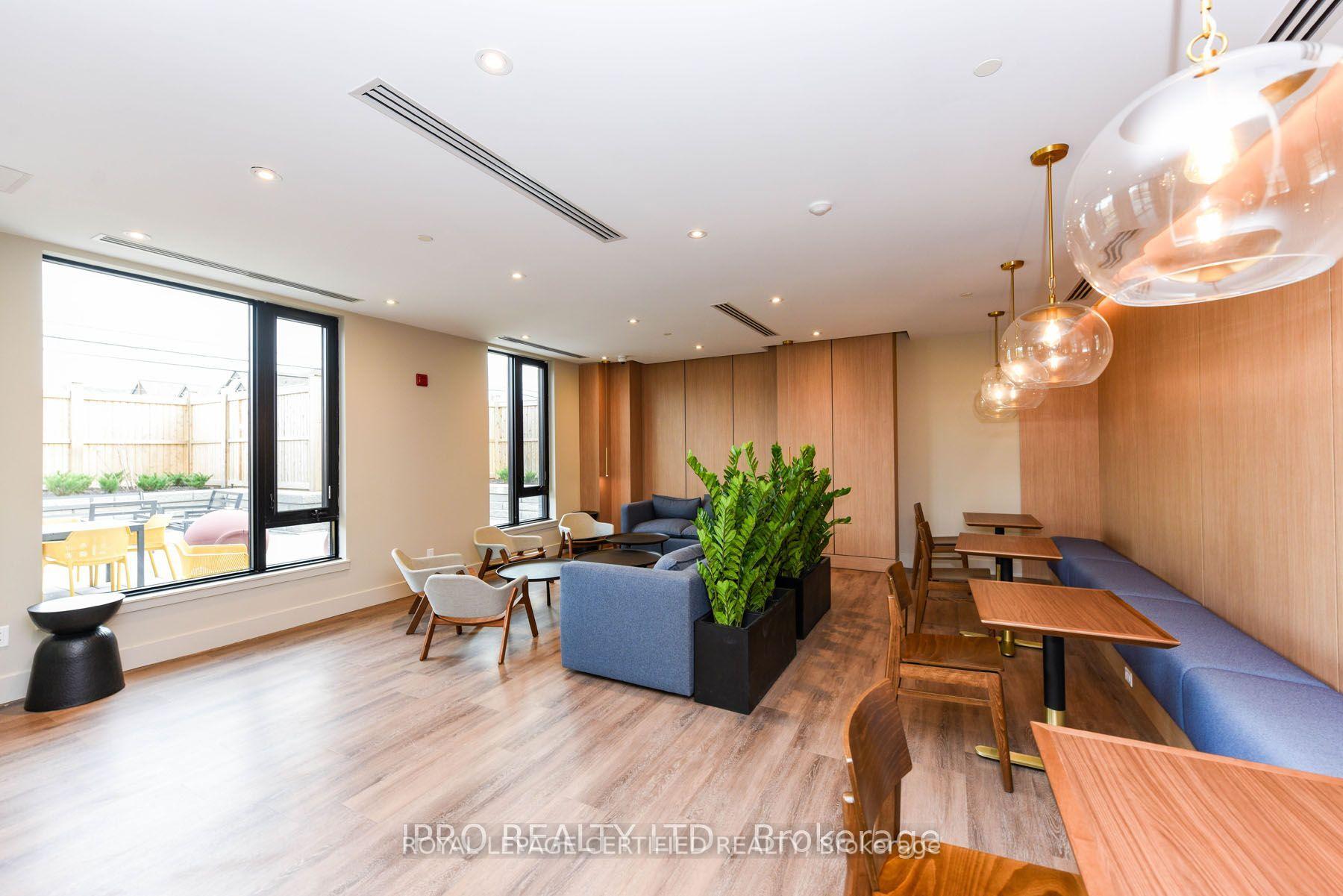 Photo 22 of Unit 611, 1440 Clarriage Court, Milton, Ford — HOMEH