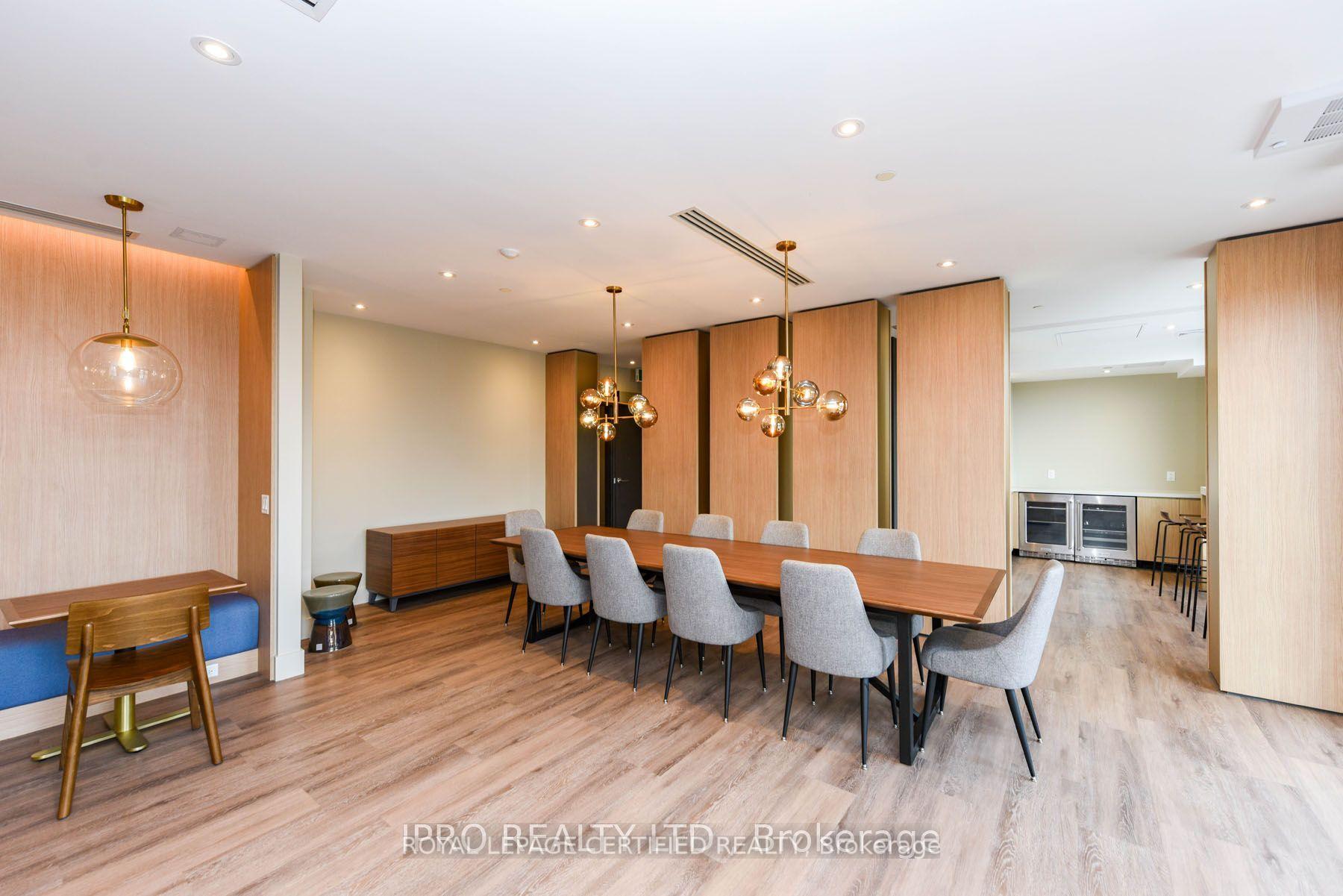 Photo 23 of Unit 611, 1440 Clarriage Court, Milton, Ford — HOMEH