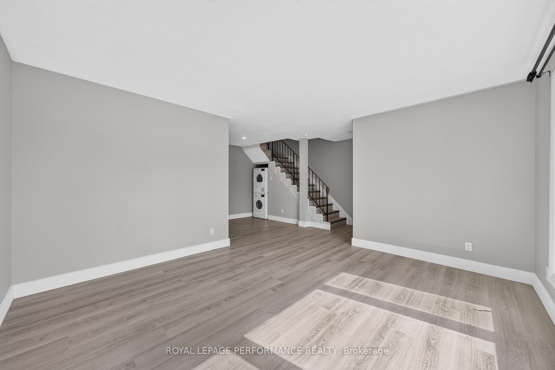 Photo 5 of Unit 67, 2610 Draper Avenue, Ottawa, Redwood Park — HOMEH