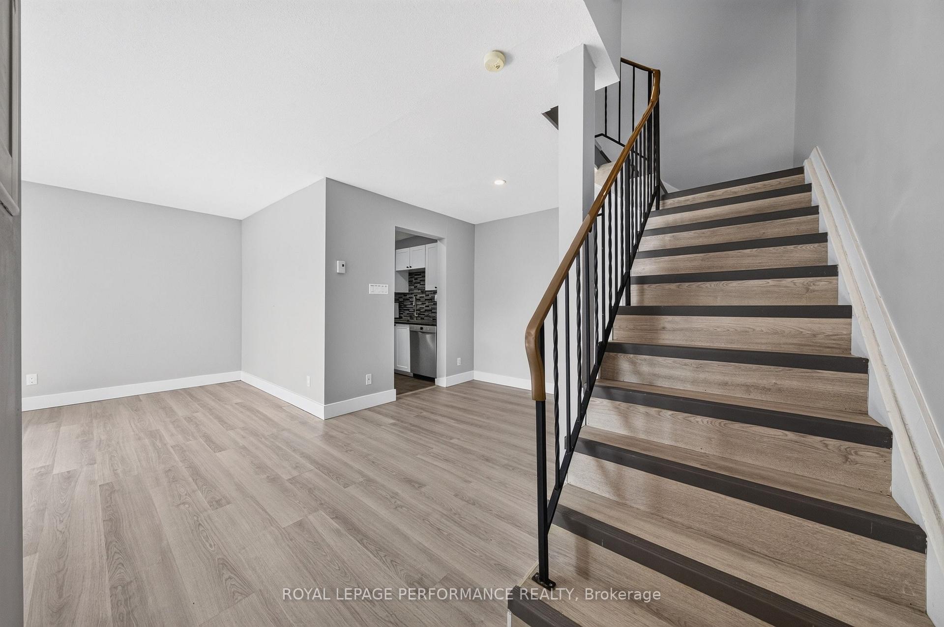 Photo 12 of Unit 67, 2610 Draper Avenue, Ottawa, Redwood Park — HOMEH