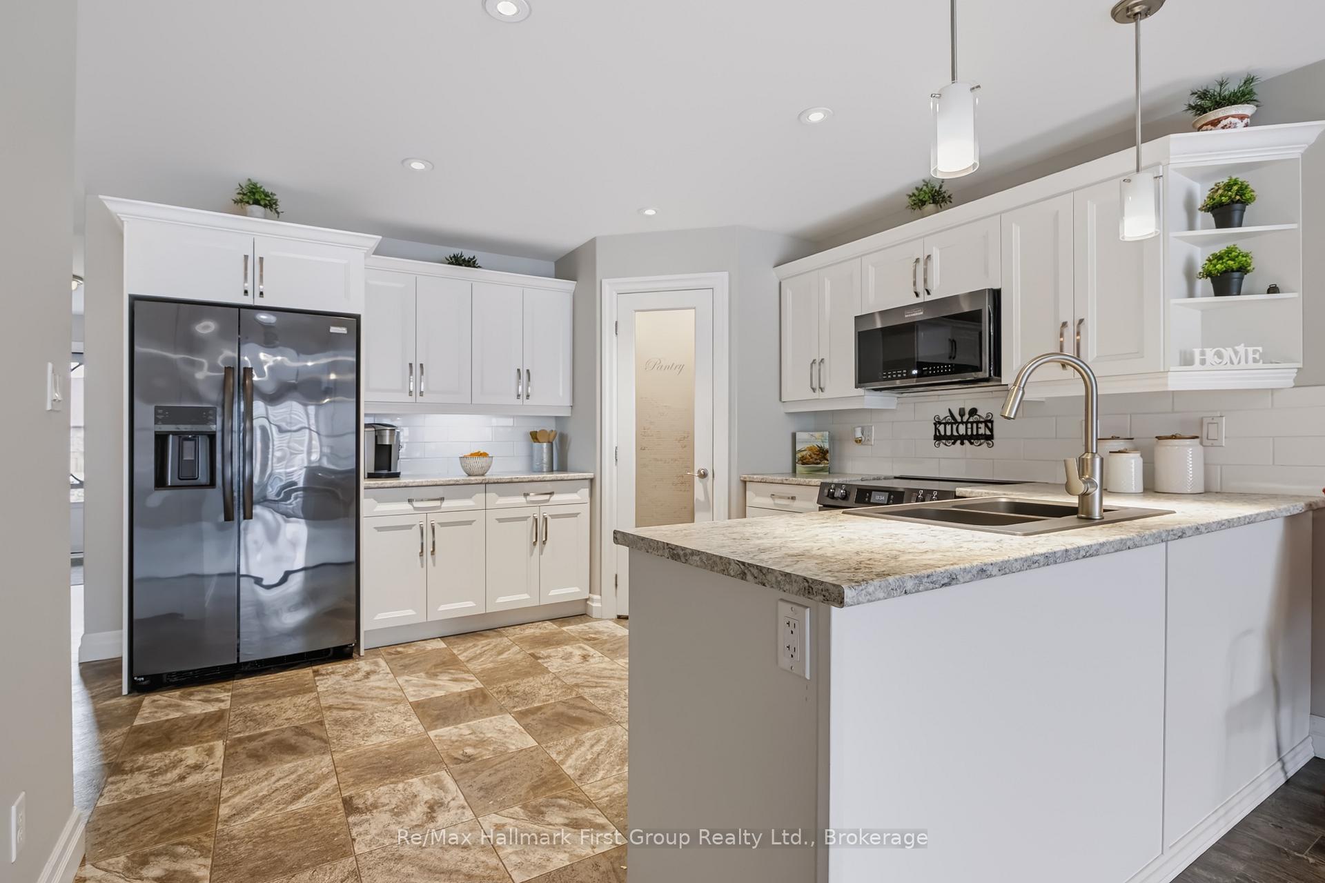 Photo 7 of 83 Aspen Drive, Quinte West, Murray Ward — HOMEH