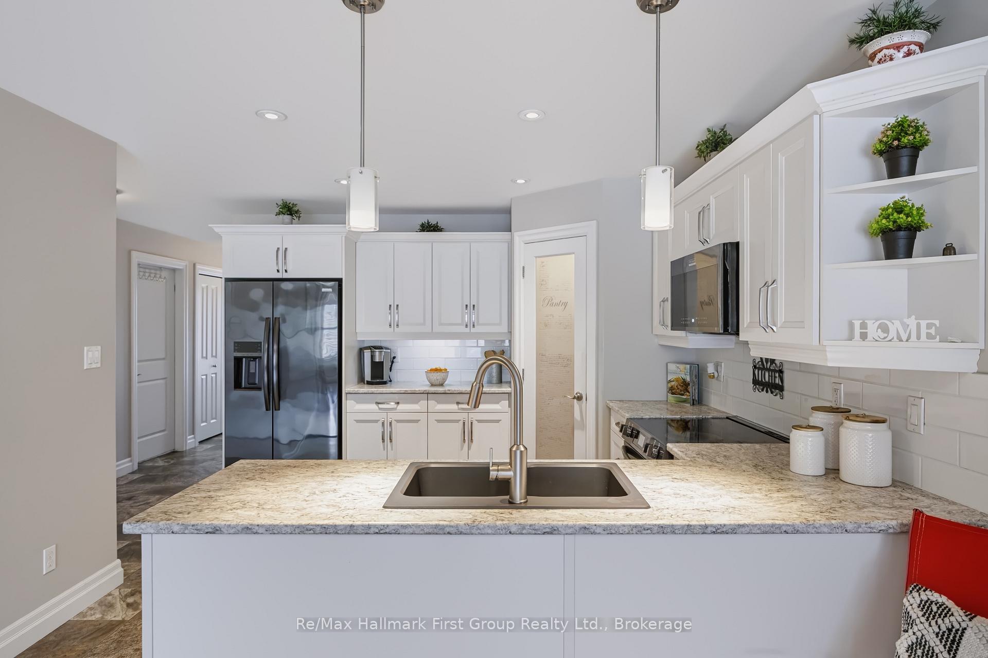 Photo 9 of 83 Aspen Drive, Quinte West, Murray Ward — HOMEH