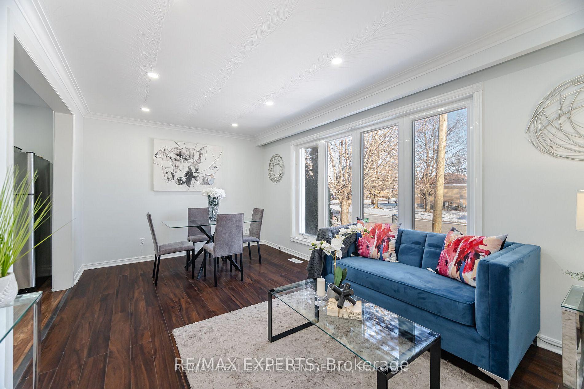 Photo 6 of 35 Edgemont Drive, Brampton, Brampton North — HOMEH