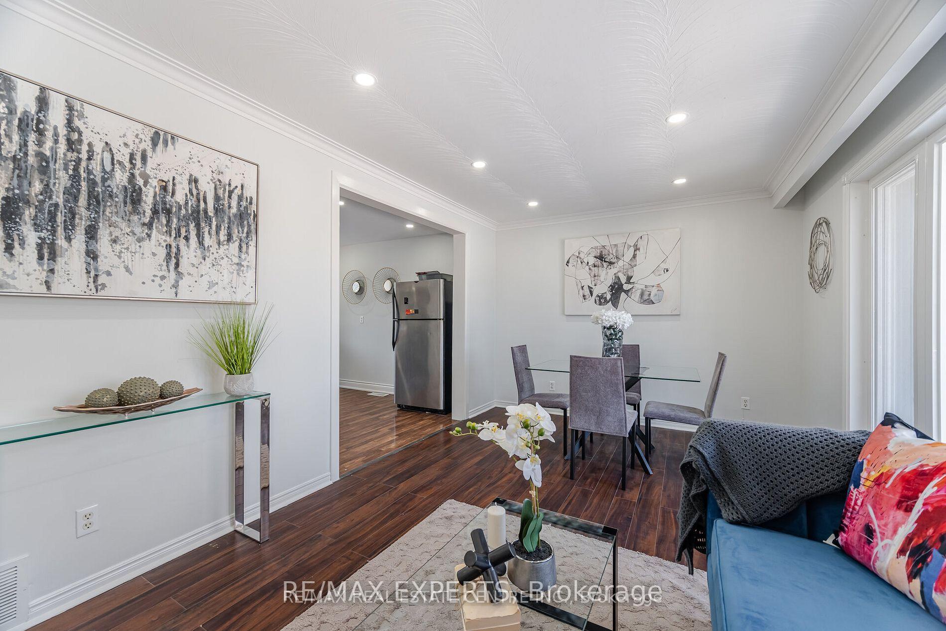 Photo 8 of 35 Edgemont Drive, Brampton, Brampton North — HOMEH