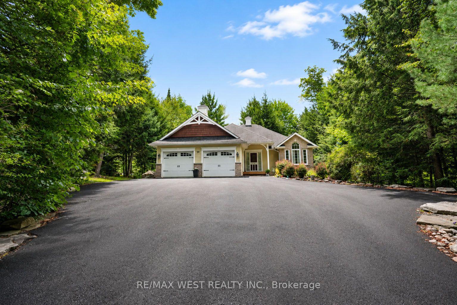 Photo of 20 Deerhurst Highlands Drive