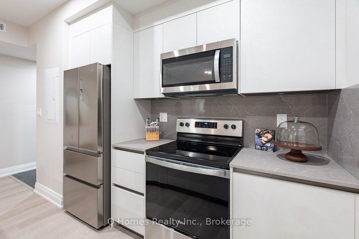 Photo 15 of Unit 002, 1725 Bathurst Street, Toronto, Forest Hill South — HOMEH