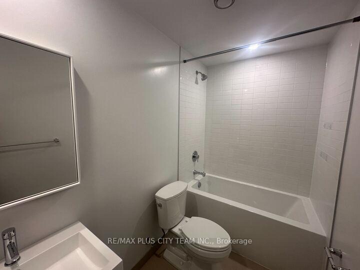 Photo 7 of Unit 542, 150 Logan Avenue, Toronto, South Riverdale — HOMEH