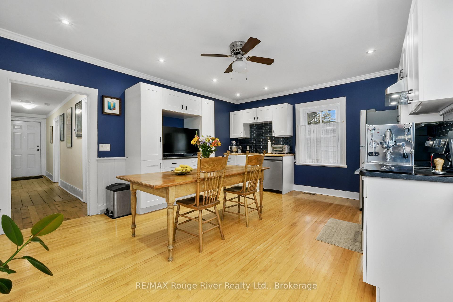 Photo 23 of 27 Buck Street, Cobourg — HOMEH