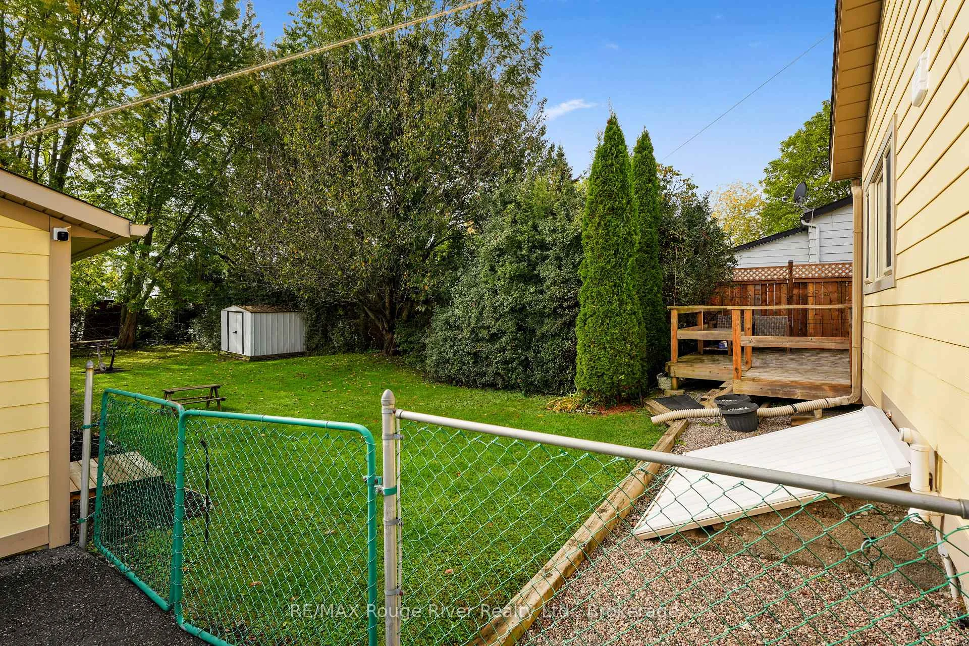 Photo 10 of 27 Buck Street, Cobourg — HOMEH