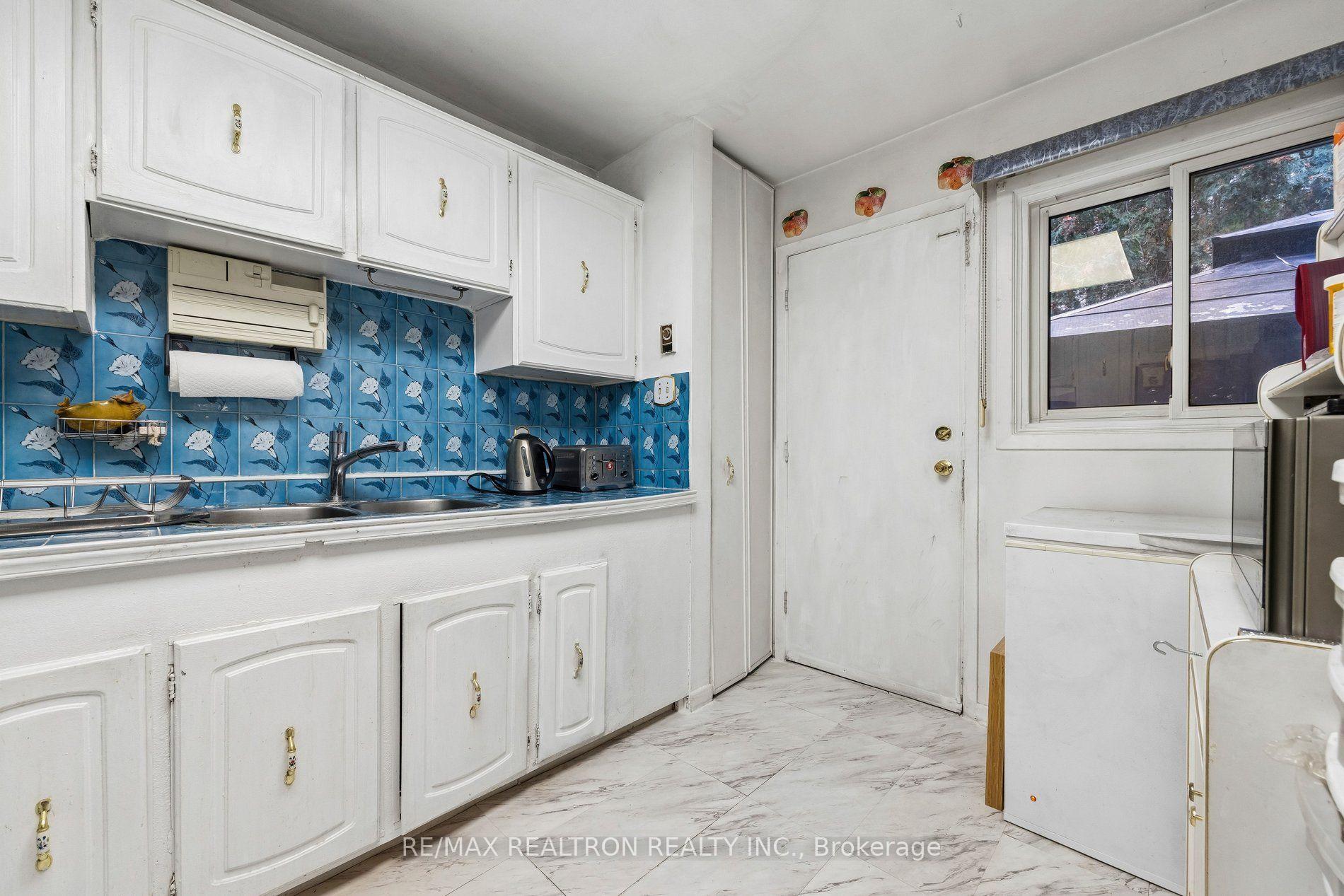 Photo 7 of Unit 49, 9 Lime Tree Way, North York, Westminster-Branson — HOMEH