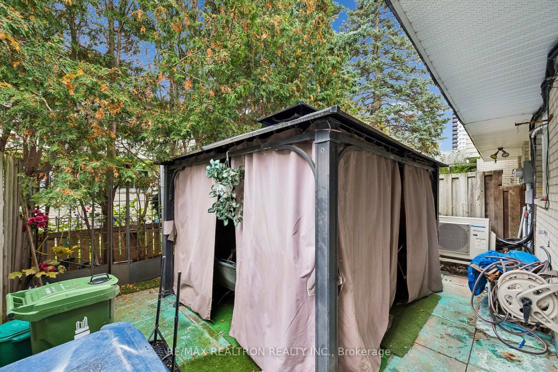 Photo 19 of Unit 49, 9 Lime Tree Way, North York, Westminster-Branson — HOMEH