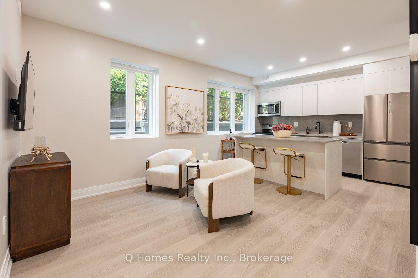 Photo 7 of Unit 001, 1725 Bathurst Street, Toronto, Forest Hill South — HOMEH