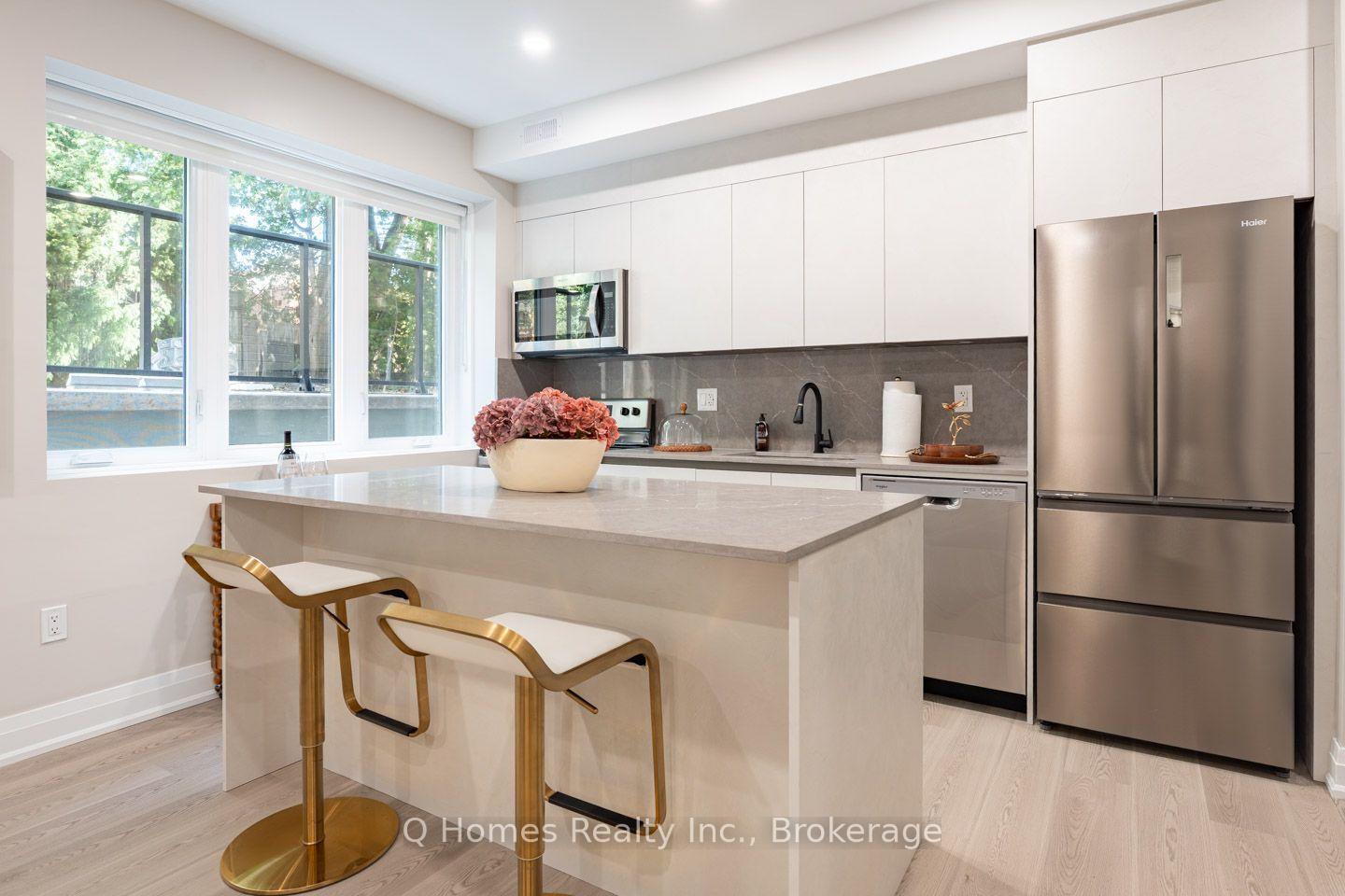 Photo 9 of Unit 001, 1725 Bathurst Street, Toronto, Forest Hill South — HOMEH