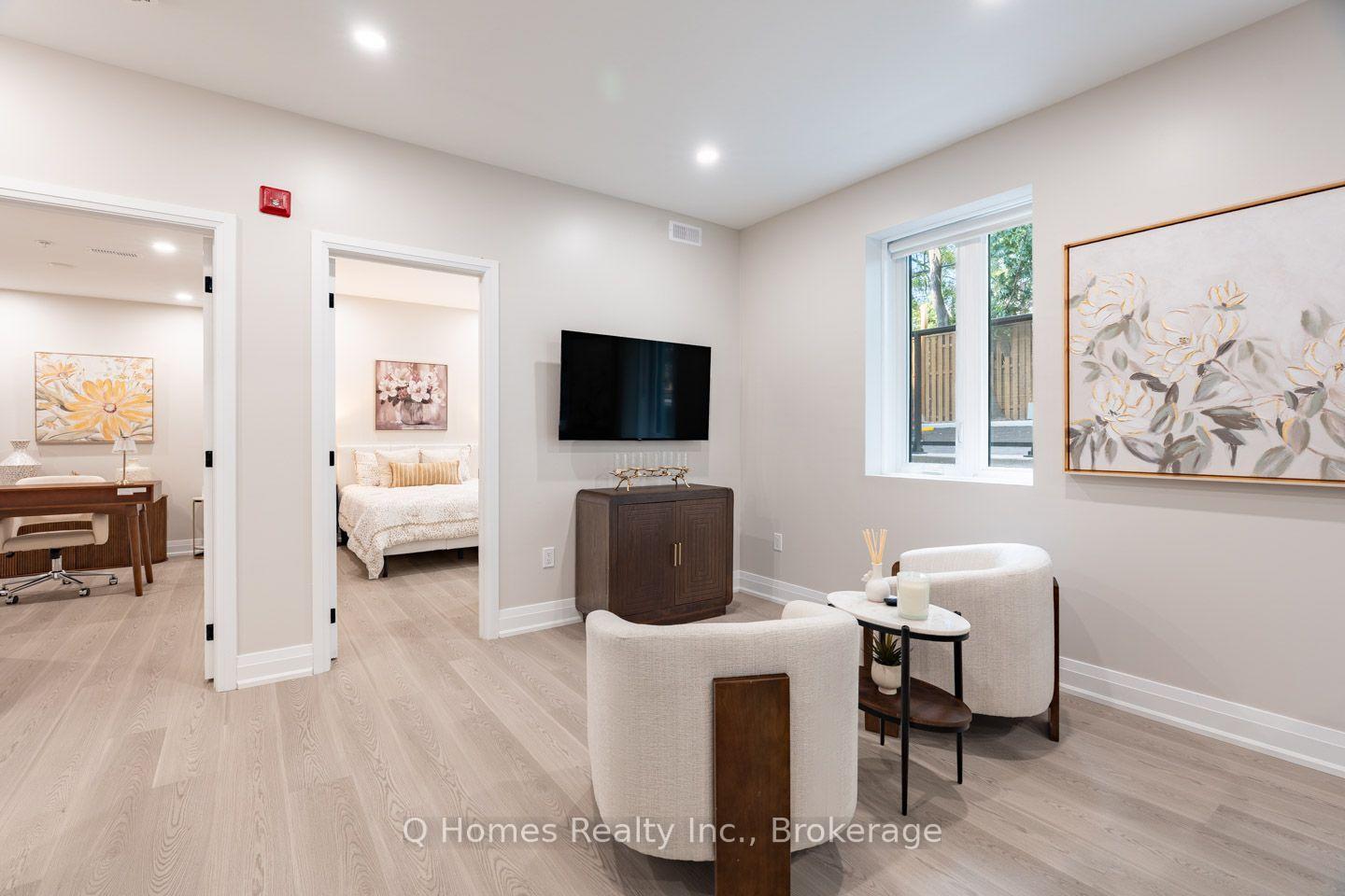 Photo 11 of Unit 001, 1725 Bathurst Street, Toronto, Forest Hill South — HOMEH