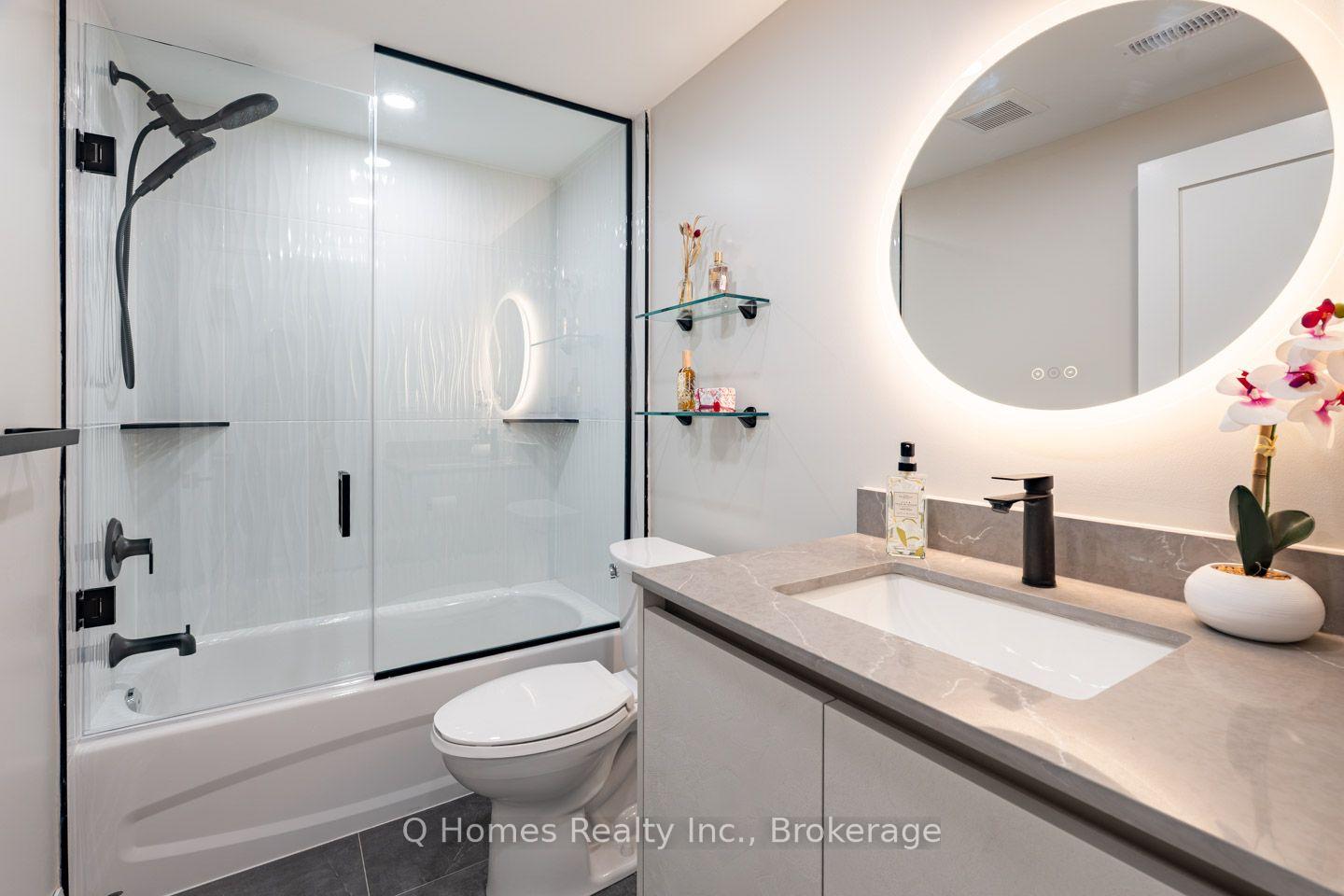 Photo 15 of Unit 001, 1725 Bathurst Street, Toronto, Forest Hill South — HOMEH