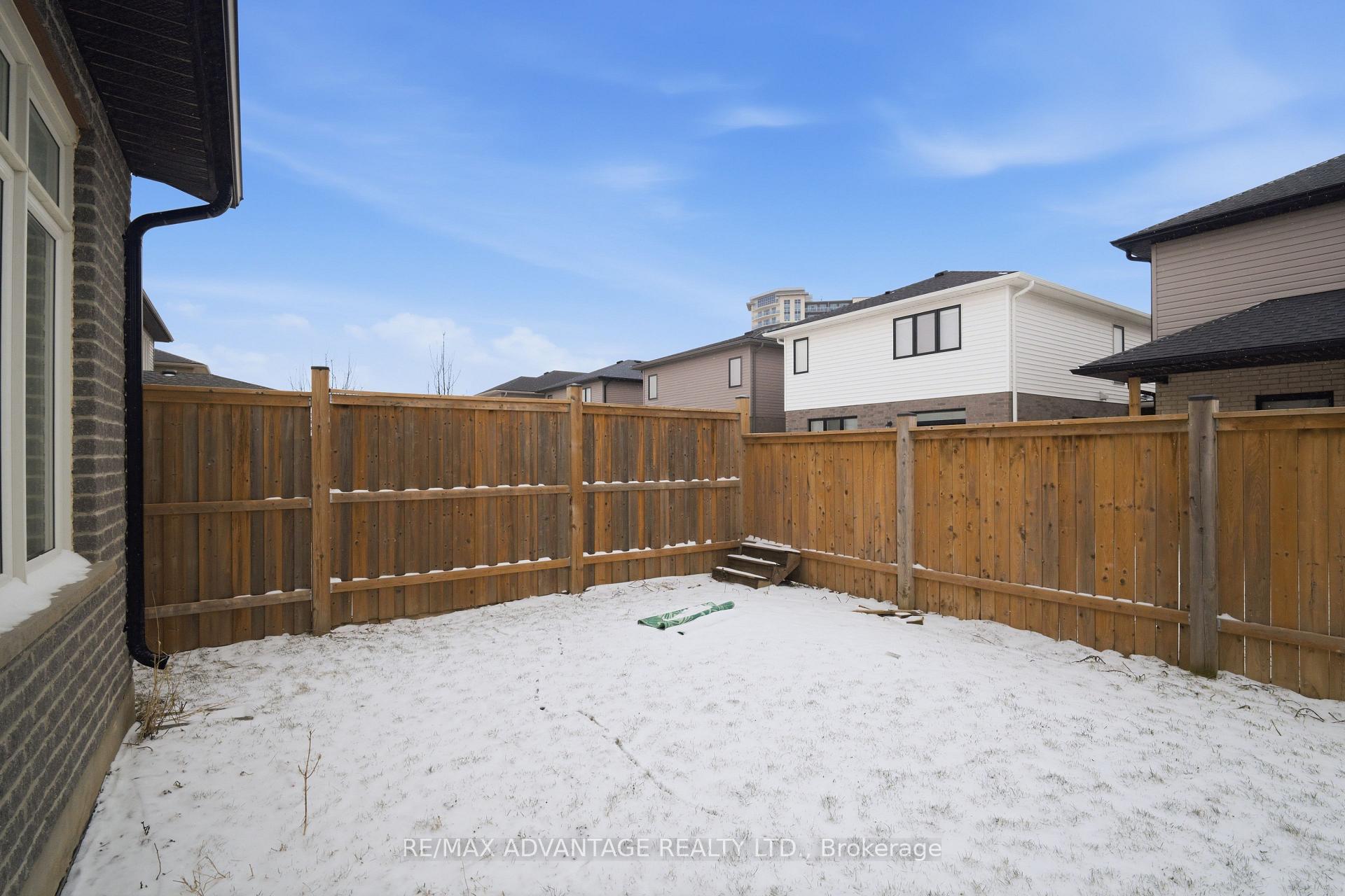 Photo 30 of 3091 Tokala Trail, London, North S — HOMEH