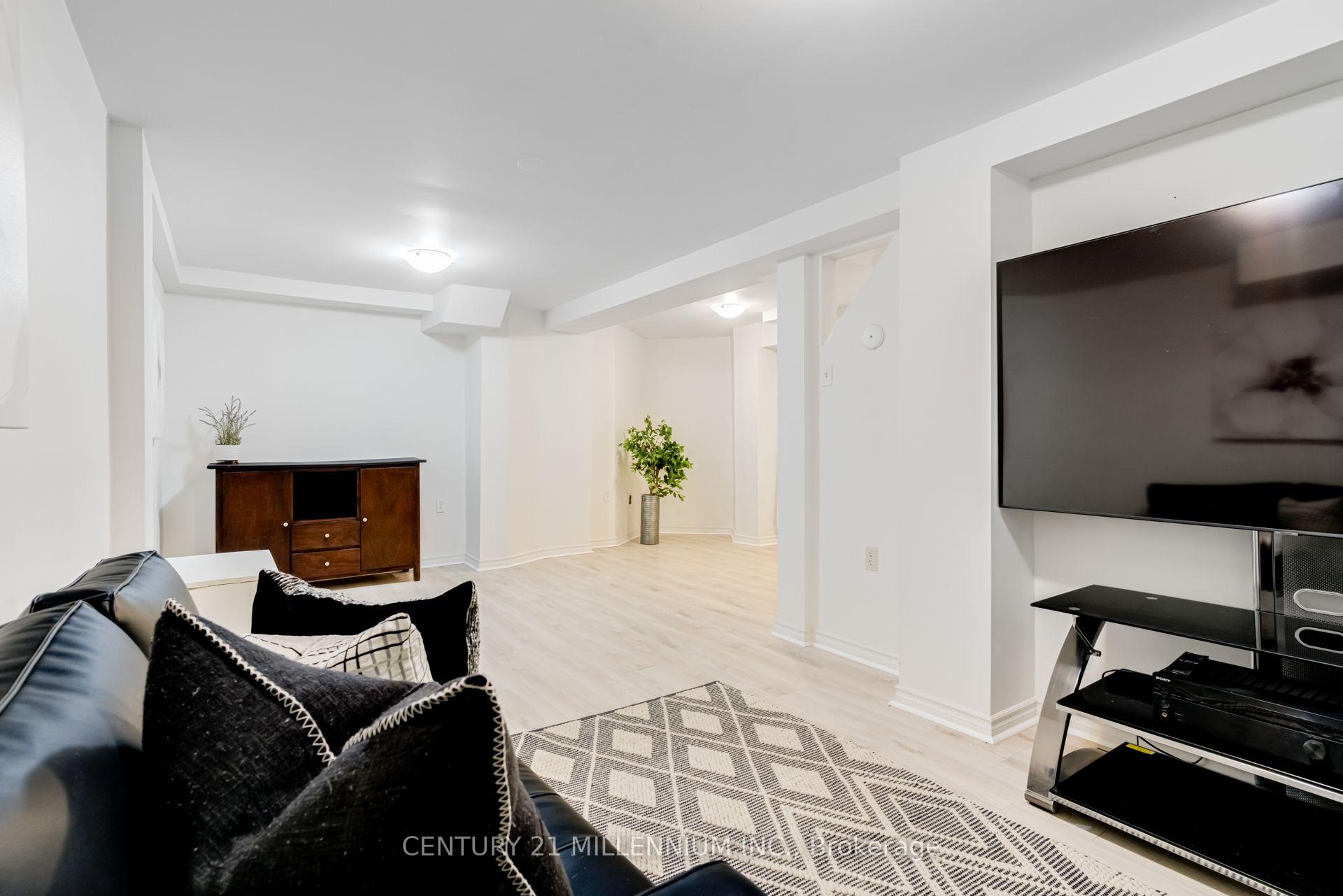 Photo 24 of 239 Lisa Marie Drive, Orangeville — HOMEH