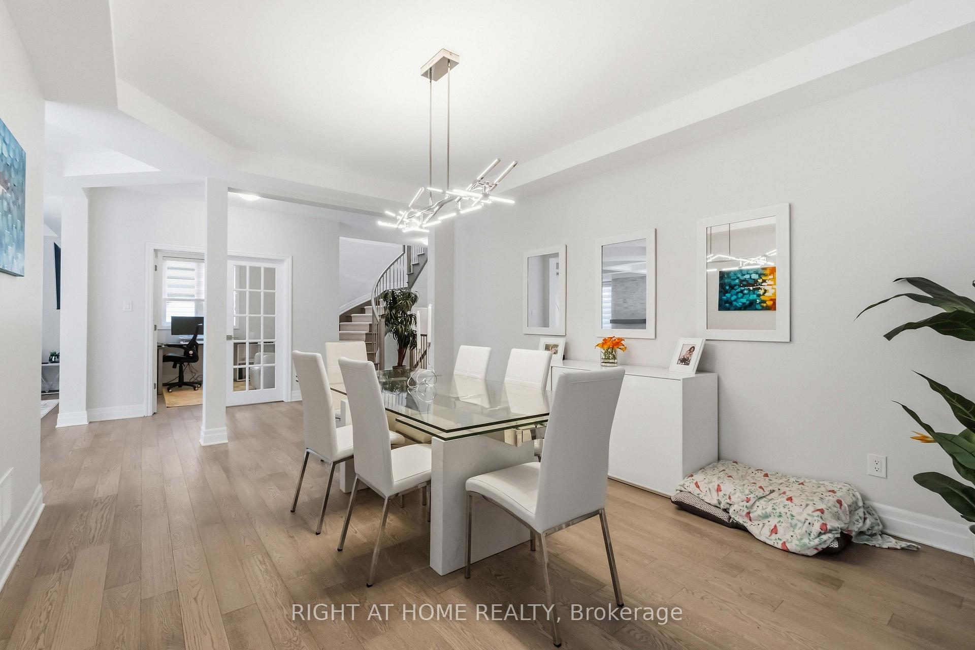 Photo 11 of 35 Hawks Landing Crescent, Ottawa, Stittsville (North) — HOMEH