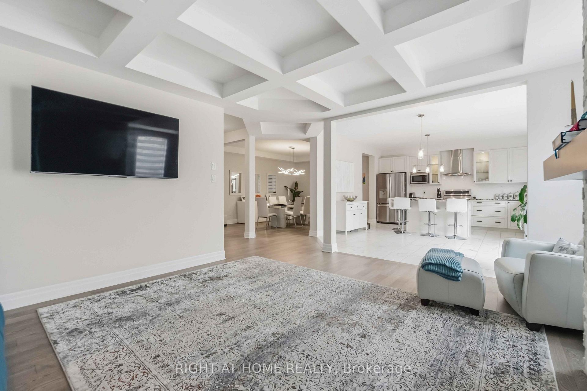 Photo 14 of 35 Hawks Landing Crescent, Ottawa, Stittsville (North) — HOMEH