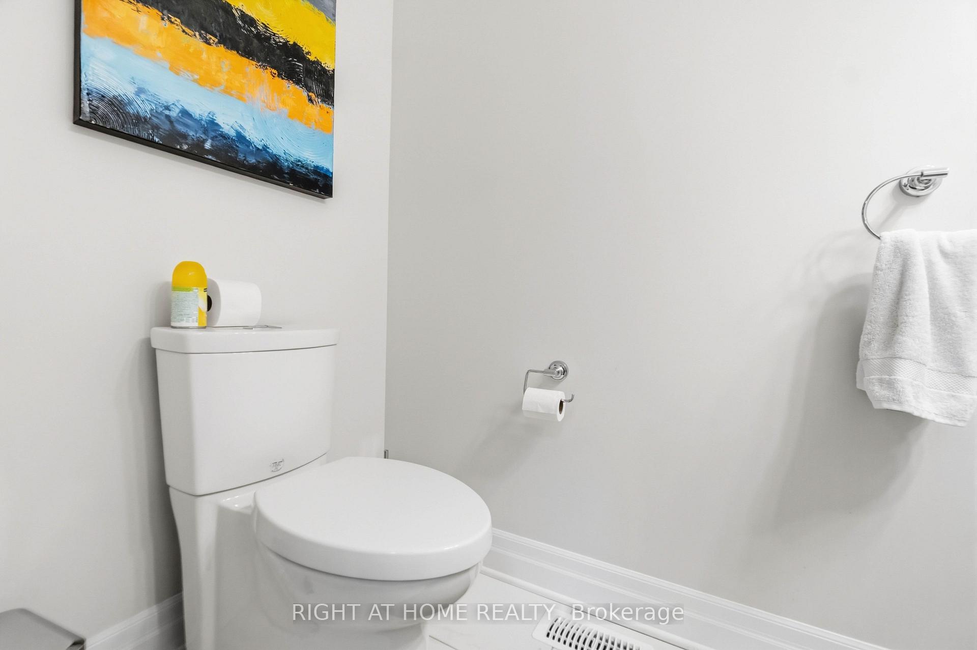 Photo 21 of 35 Hawks Landing Crescent, Ottawa, Stittsville (North) — HOMEH