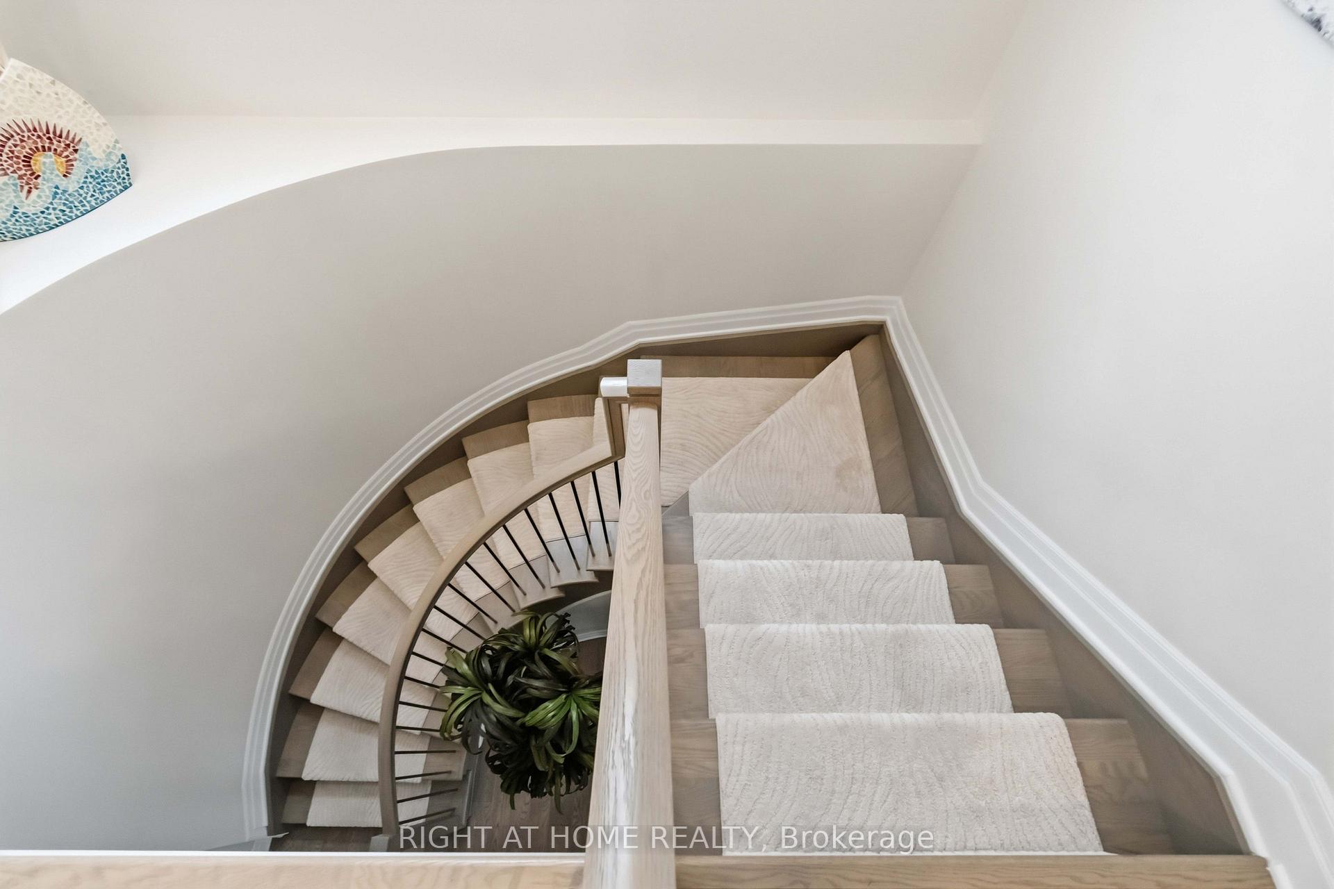 Photo 23 of 35 Hawks Landing Crescent, Ottawa, Stittsville (North) — HOMEH