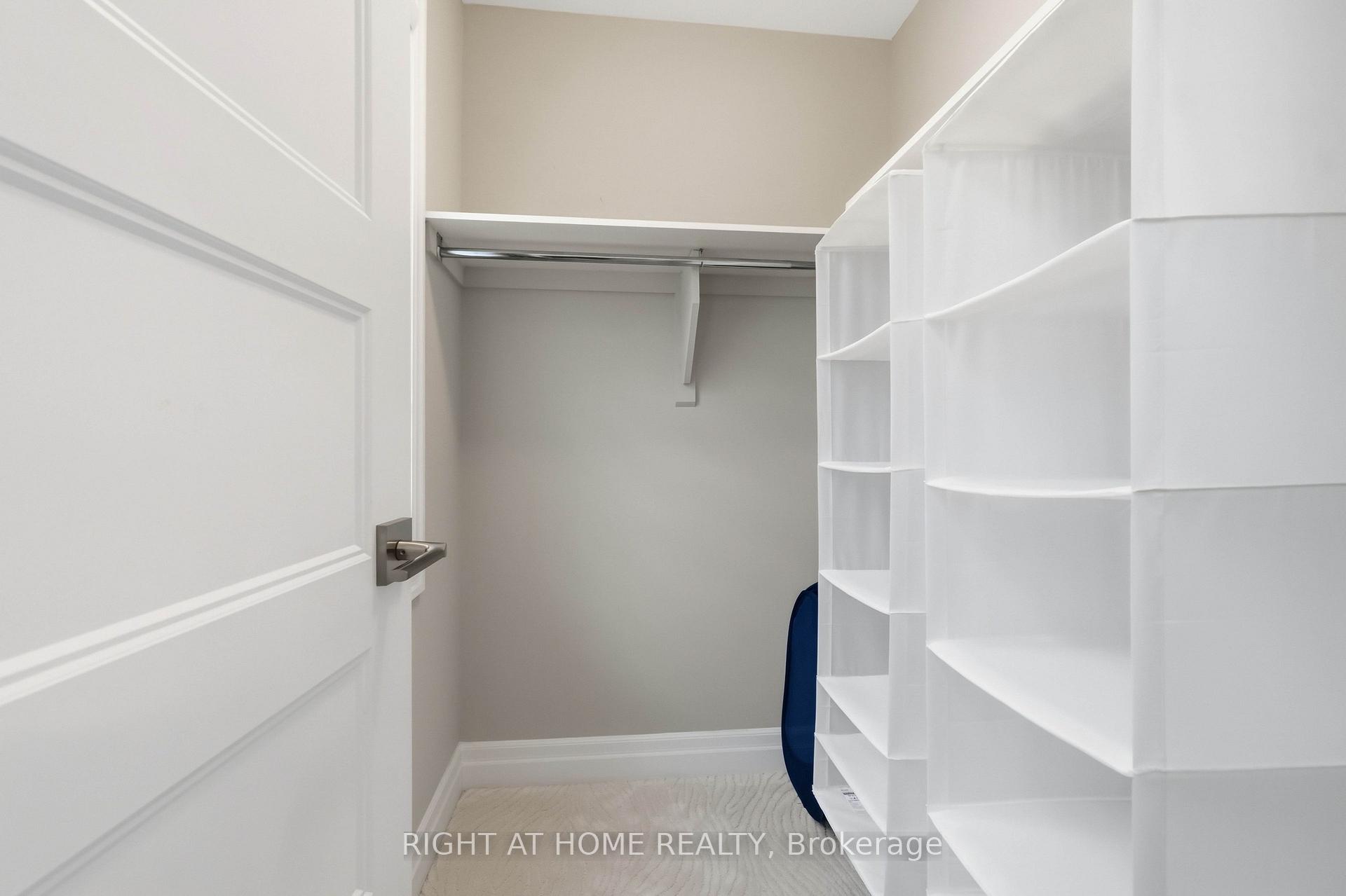 Photo 25 of 35 Hawks Landing Crescent, Ottawa, Stittsville (North) — HOMEH