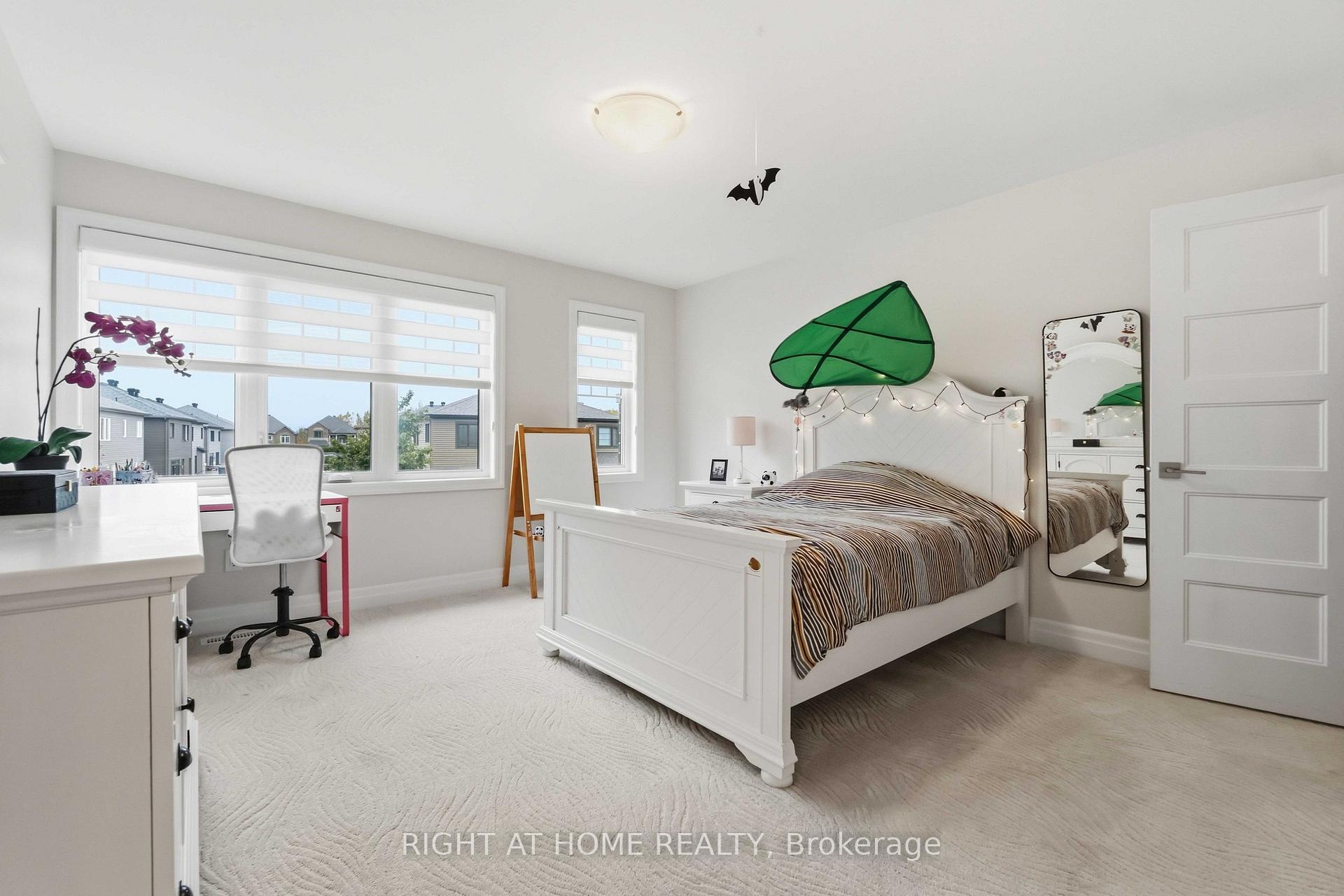 Photo 28 of 35 Hawks Landing Crescent, Ottawa, Stittsville (North) — HOMEH
