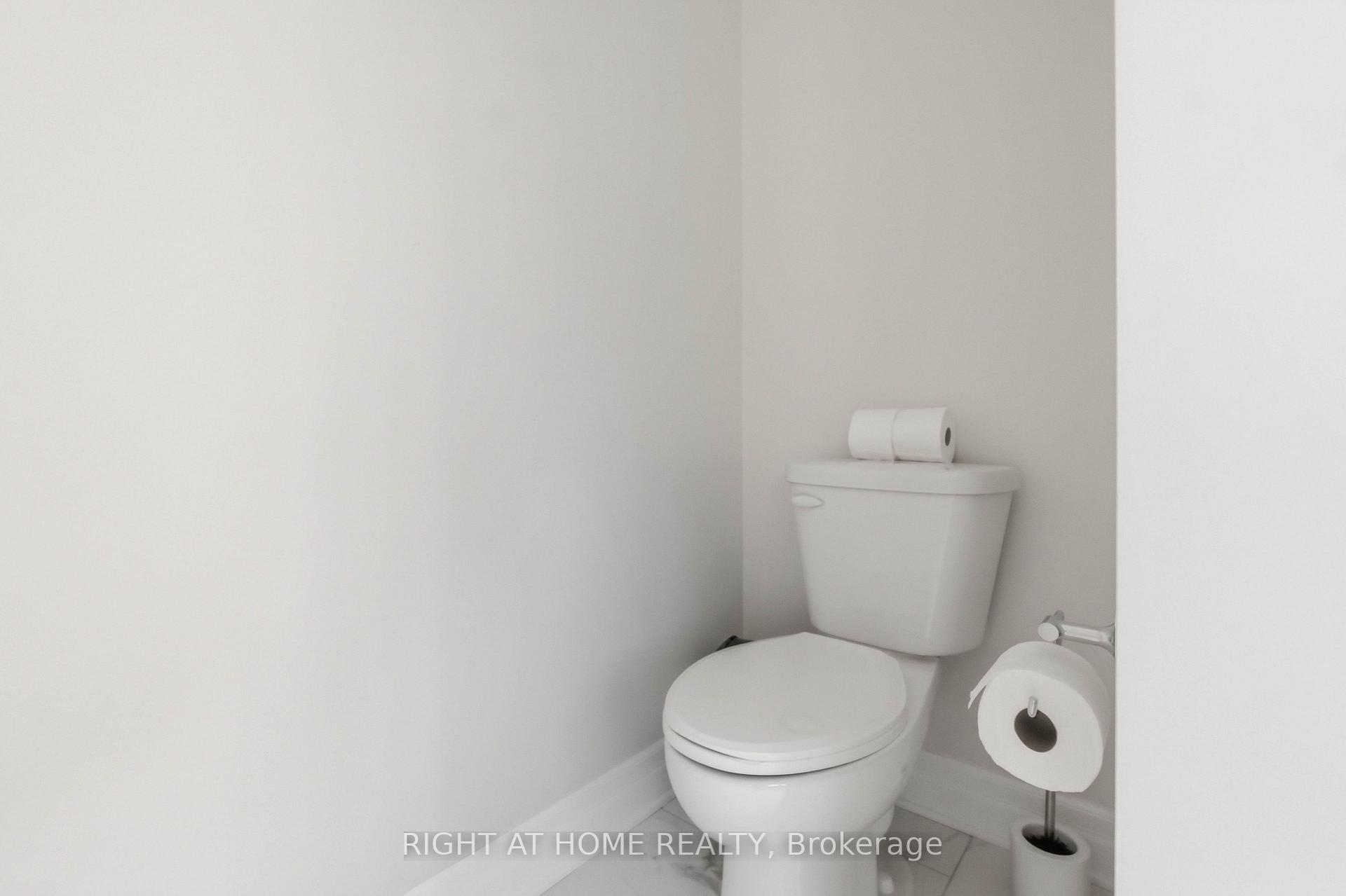 Photo 39 of 35 Hawks Landing Crescent, Ottawa, Stittsville (North) — HOMEH
