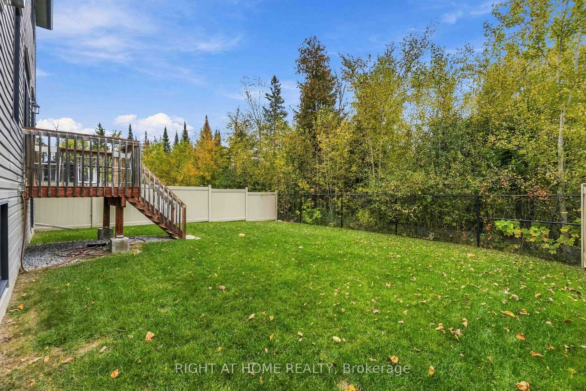 Photo 44 of 35 Hawks Landing Crescent, Ottawa, Stittsville (North) — HOMEH