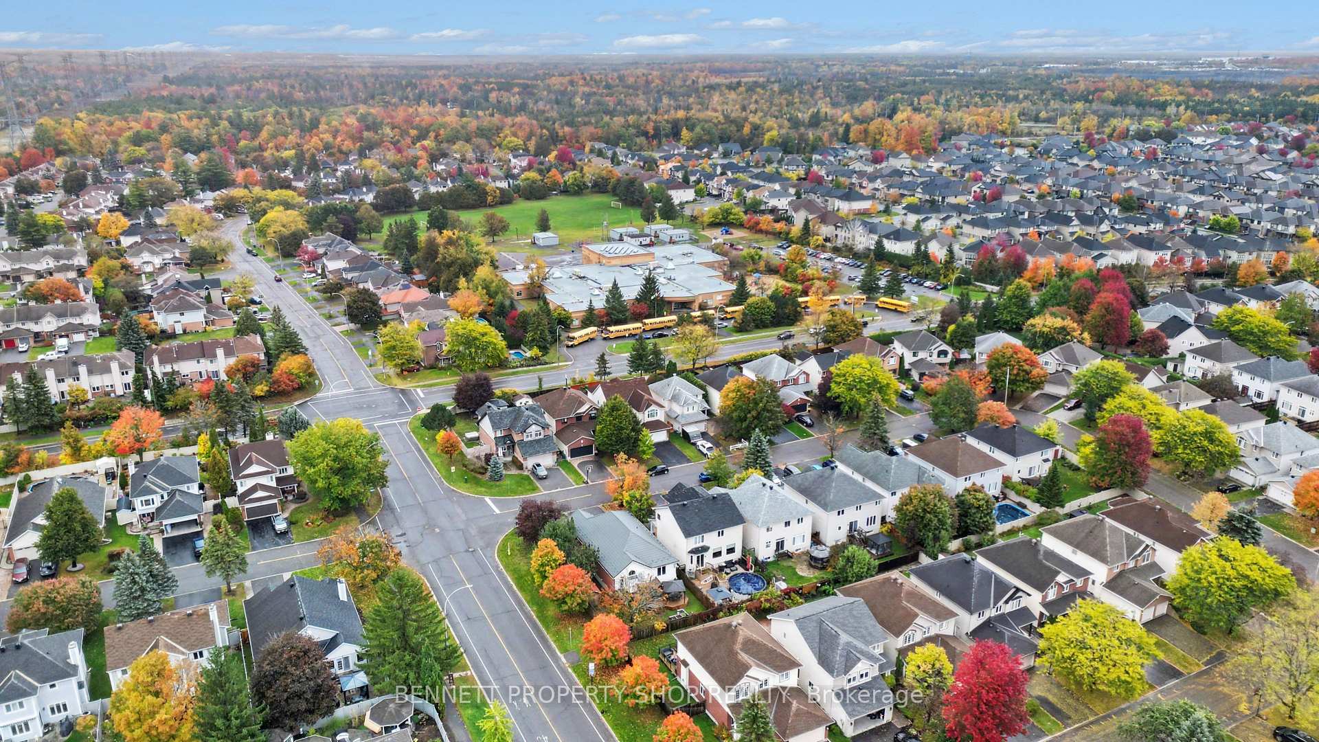 Photo 21 of 2 Thunderbird Crescent, Ottawa, Kanata - Bridlewood — HOMEH