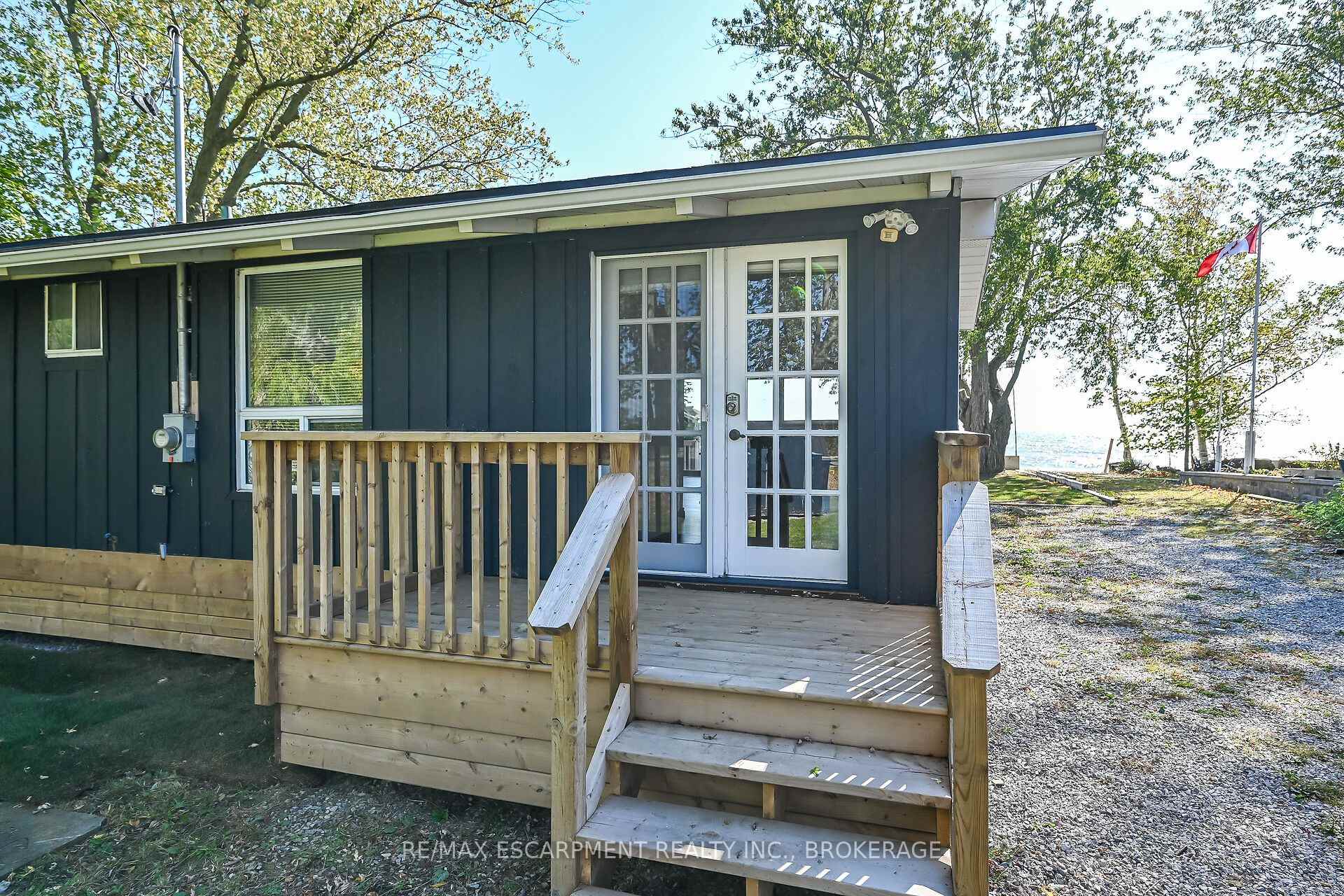 Photo 3 of 1778 Lakeshore Road, Haldimand — HOMEH