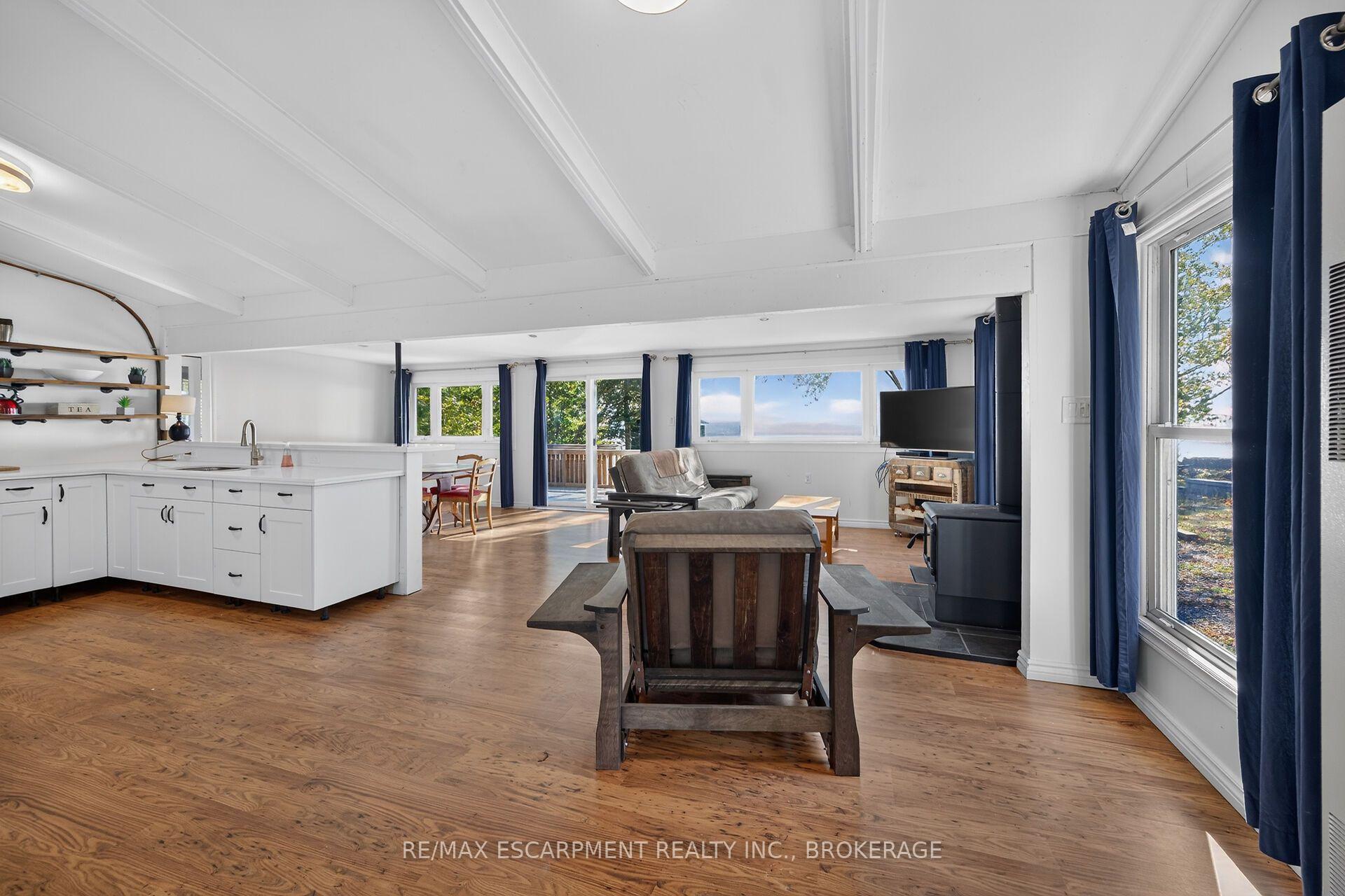 Photo 5 of 1778 Lakeshore Road, Haldimand — HOMEH
