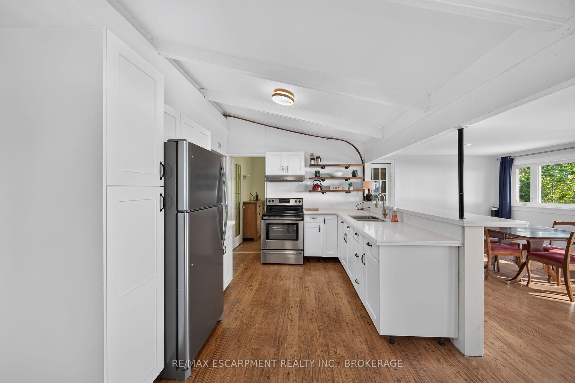 Photo 14 of 1778 Lakeshore Road, Haldimand — HOMEH