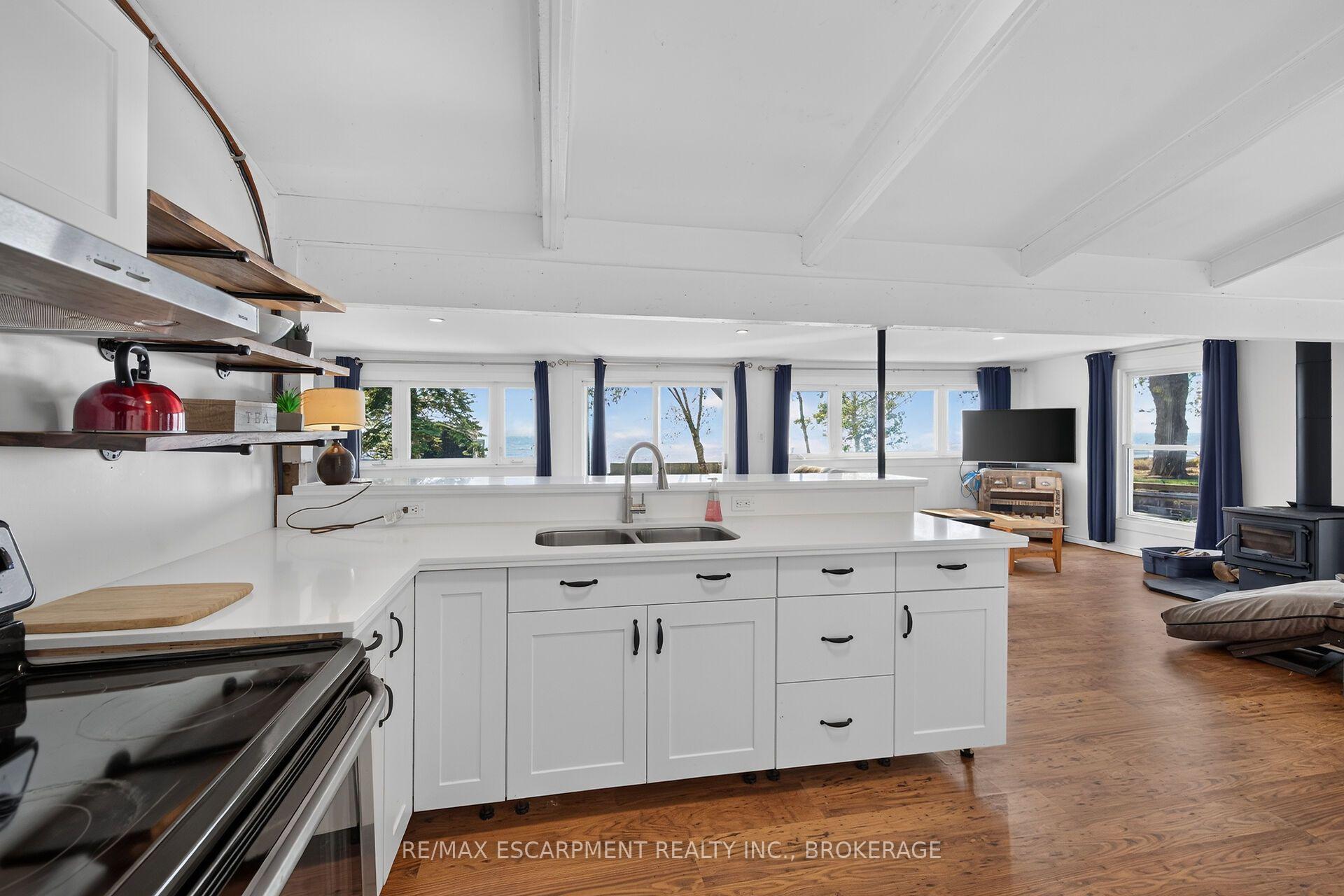 Photo 15 of 1778 Lakeshore Road, Haldimand — HOMEH