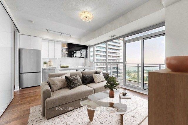 Photo 10 of Unit 3111, 33 Shore Breeze Drive, Etobicoke, Mimico — HOMEH