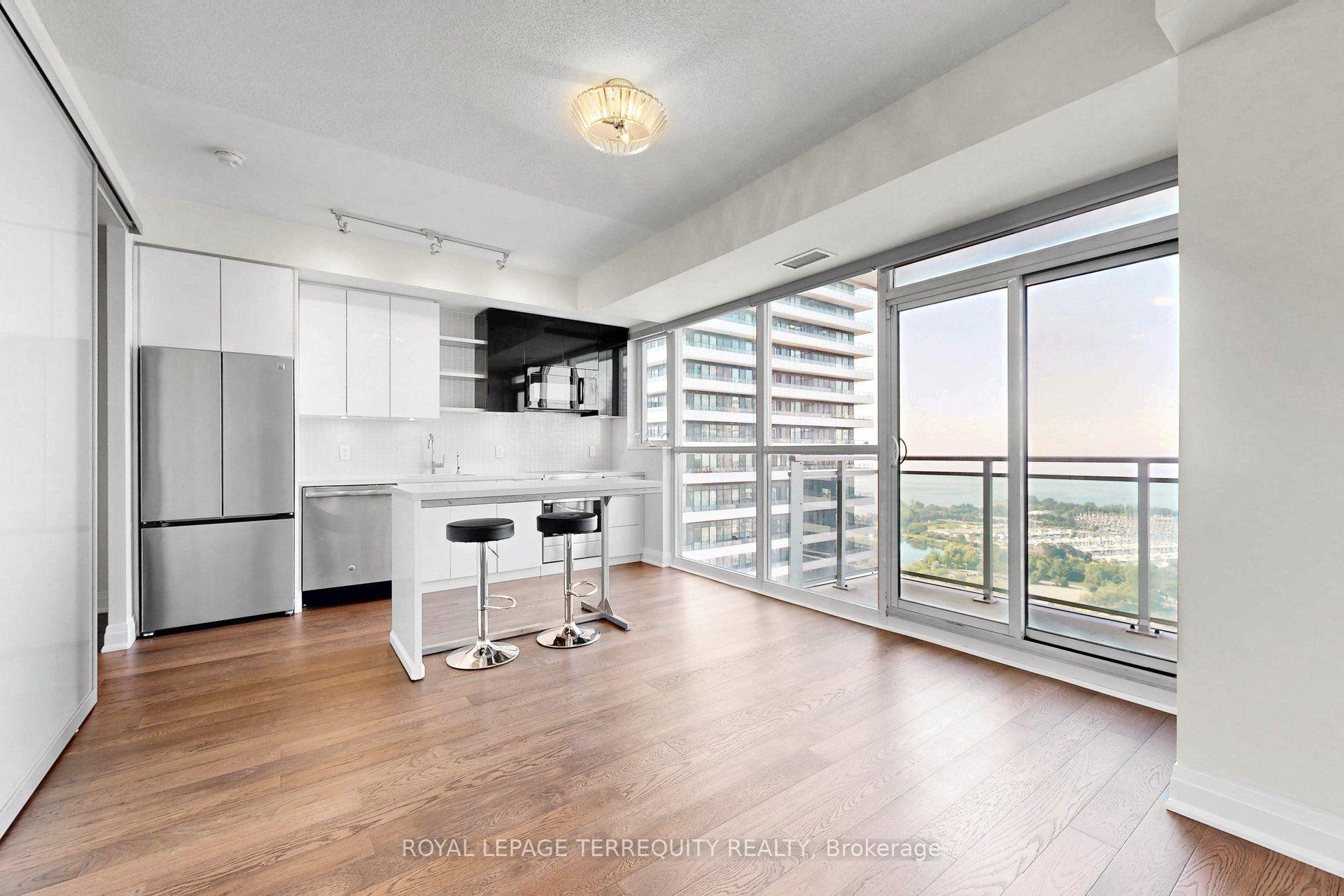 Photo 11 of Unit 3111, 33 Shore Breeze Drive, Etobicoke, Mimico — HOMEH